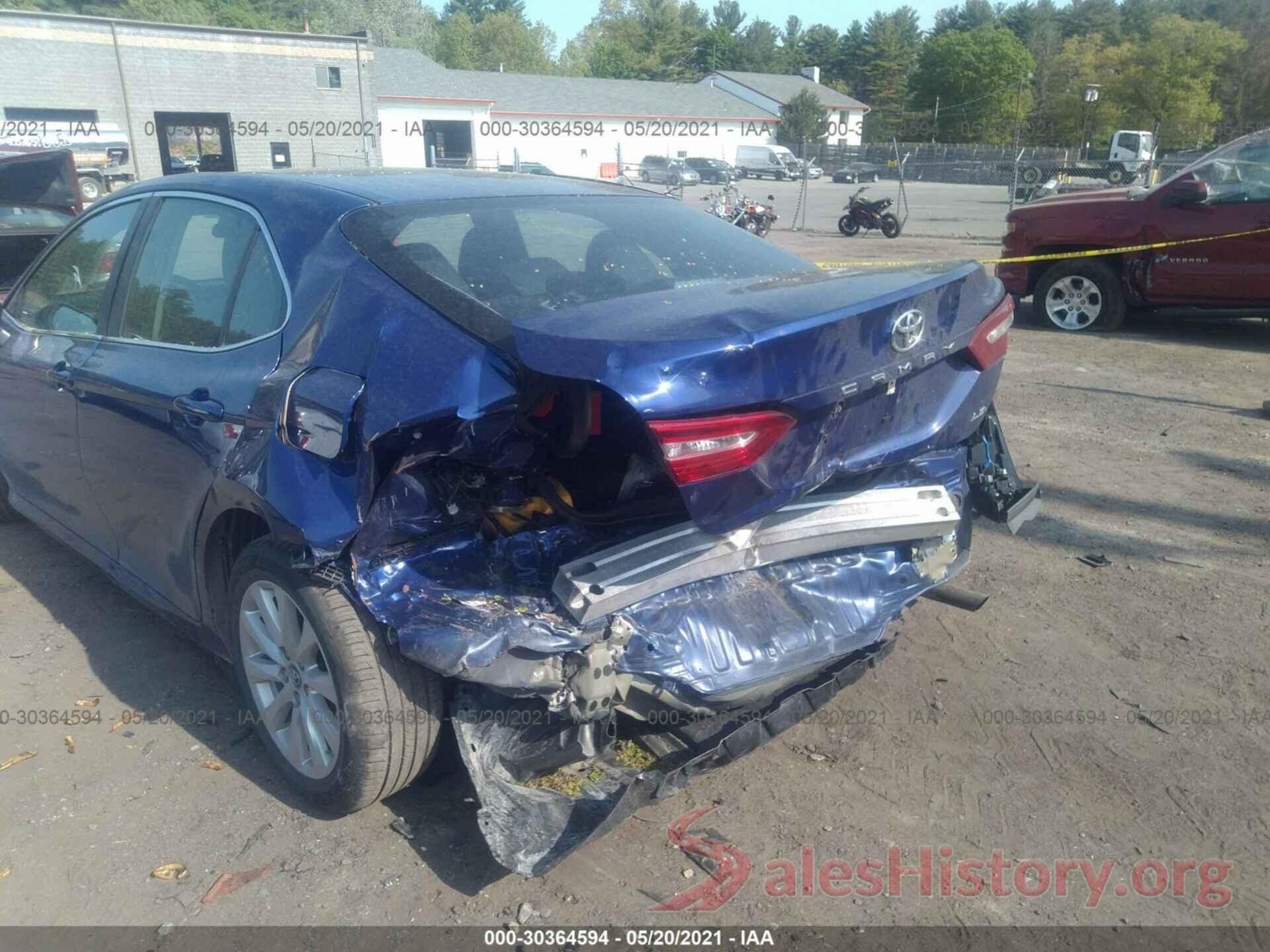 4T1B11HK4JU606599 2018 TOYOTA CAMRY