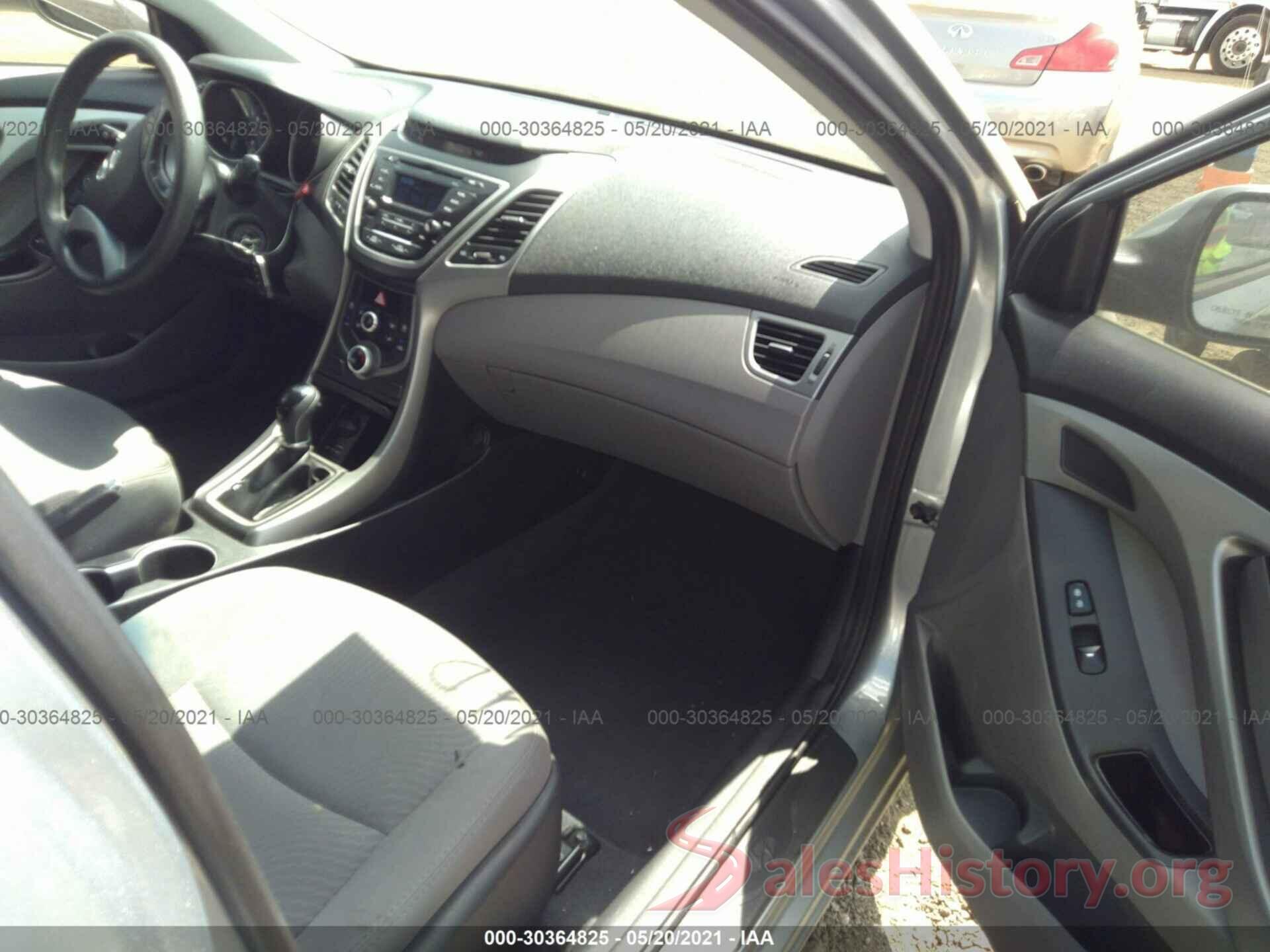 5NPDH4AE1GH691998 2016 HYUNDAI ELANTRA