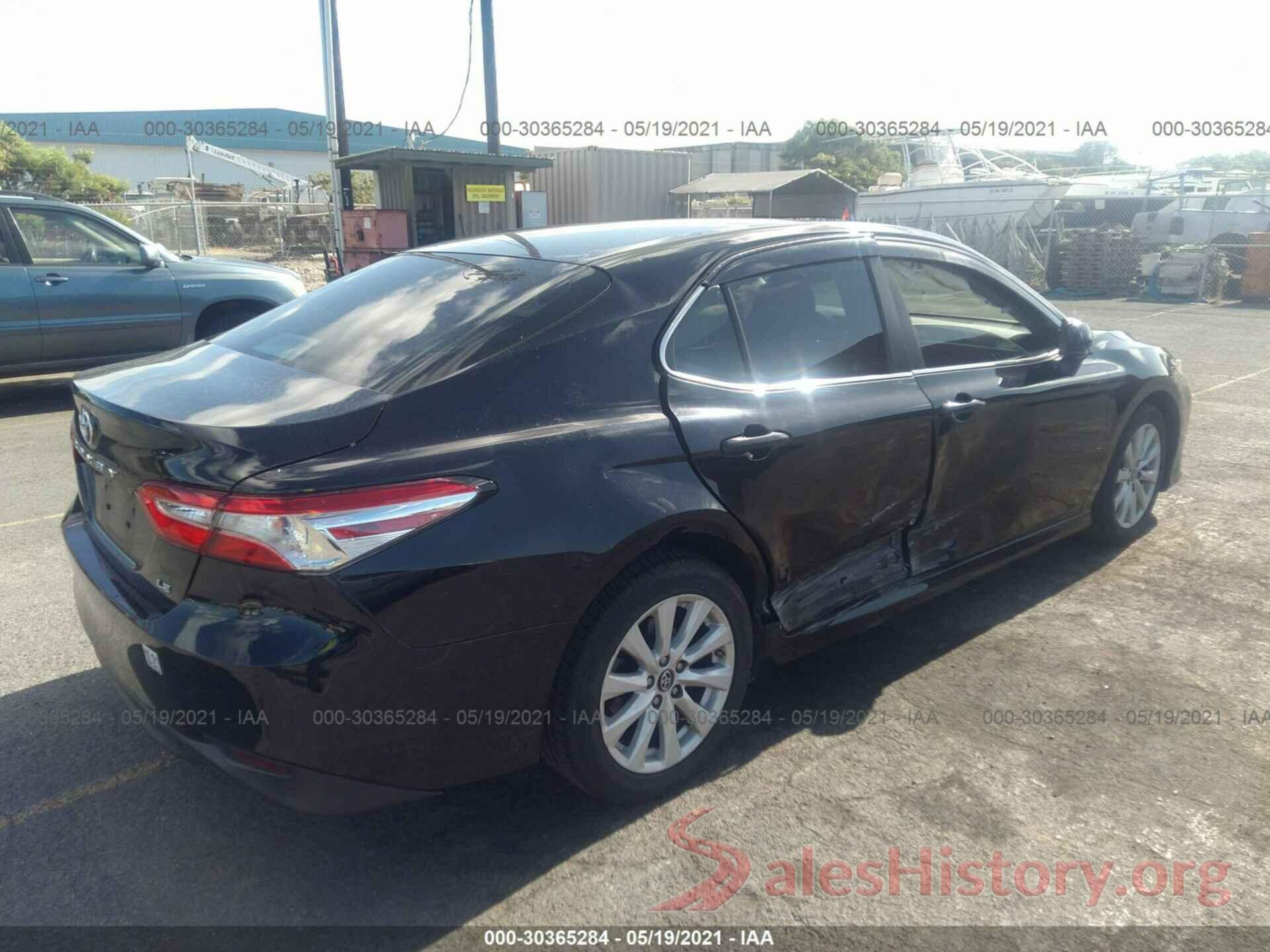 4T1B11HK7JU674086 2018 TOYOTA CAMRY