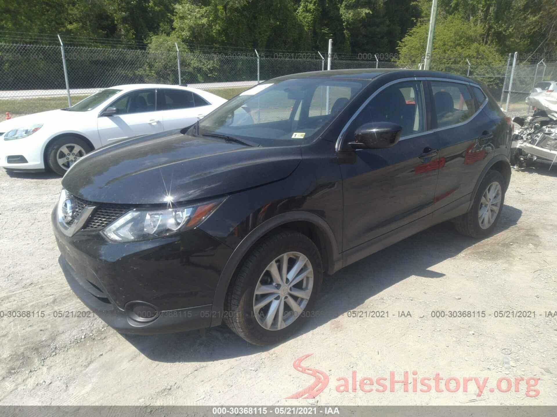 JN1BJ1CR0JW200271 2018 NISSAN ROGUE SPORT