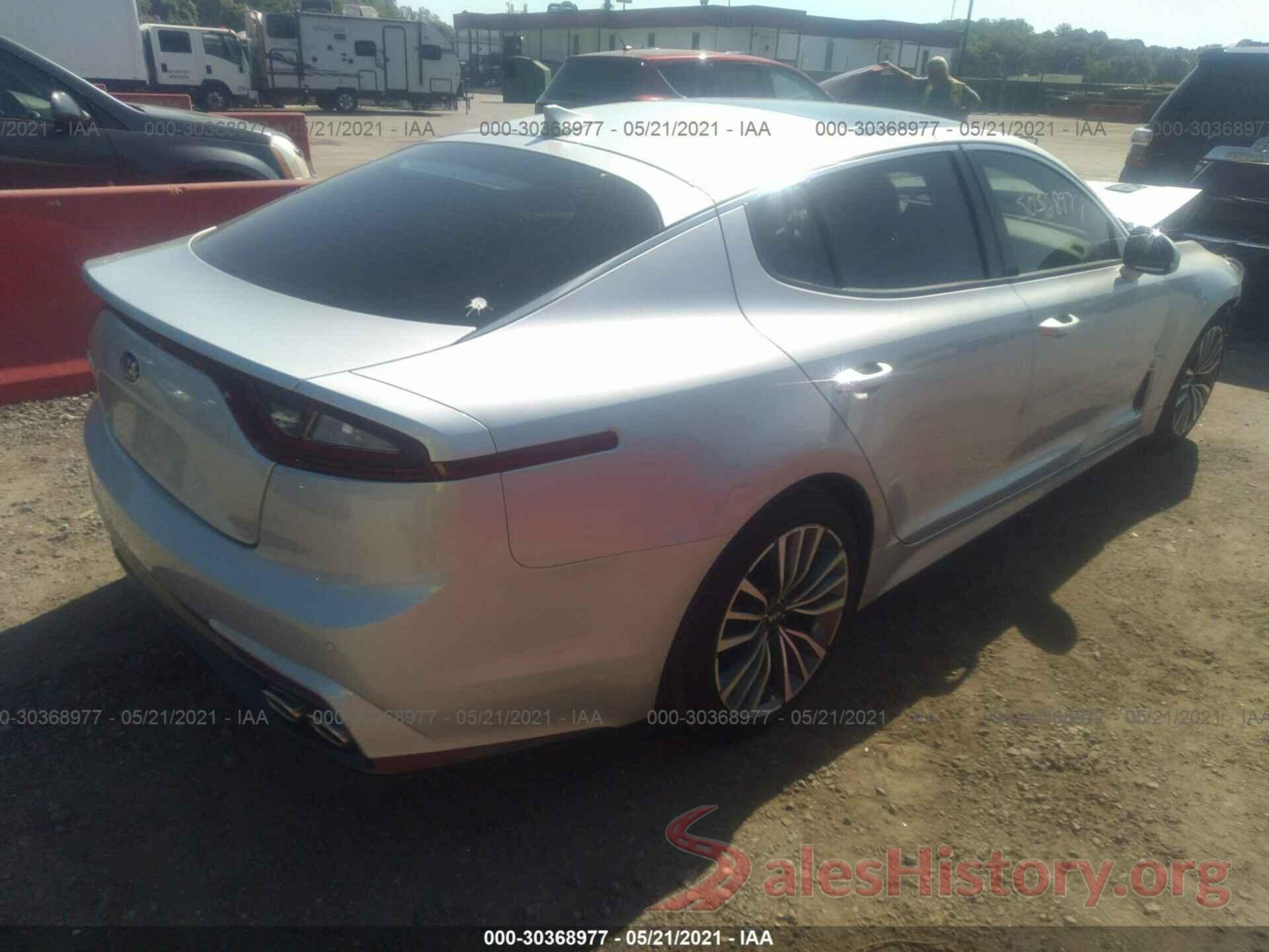 KNAE25LA9J6014766 2018 KIA STINGER