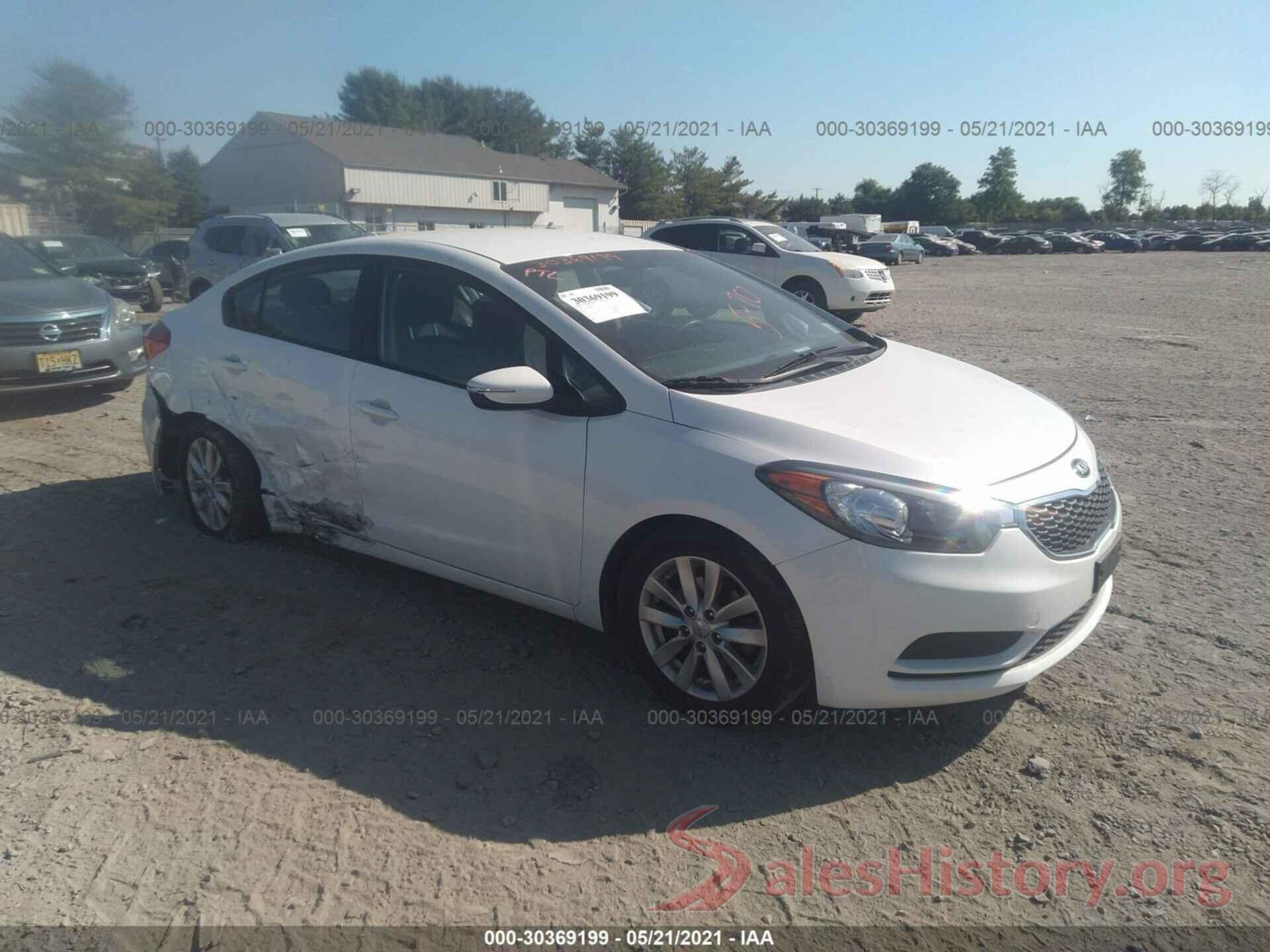 KNAFX4A66G5491975 2016 KIA FORTE