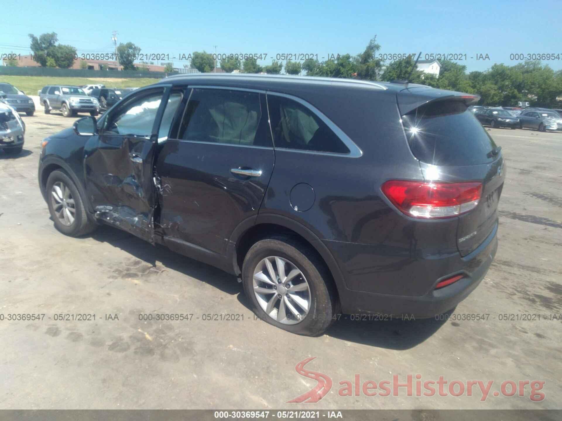 5XYPGDA55HG332470 2017 KIA SORENTO