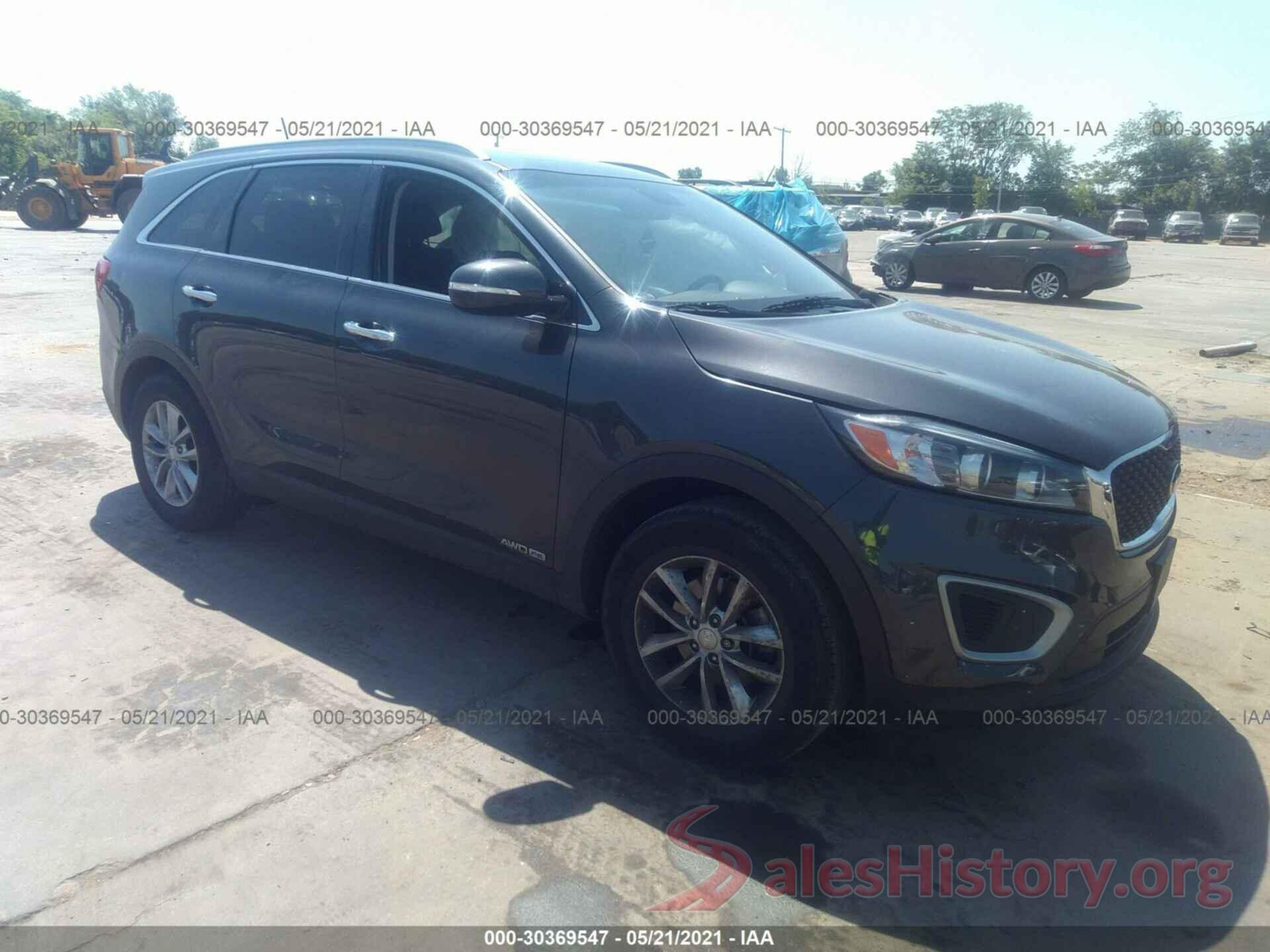 5XYPGDA55HG332470 2017 KIA SORENTO