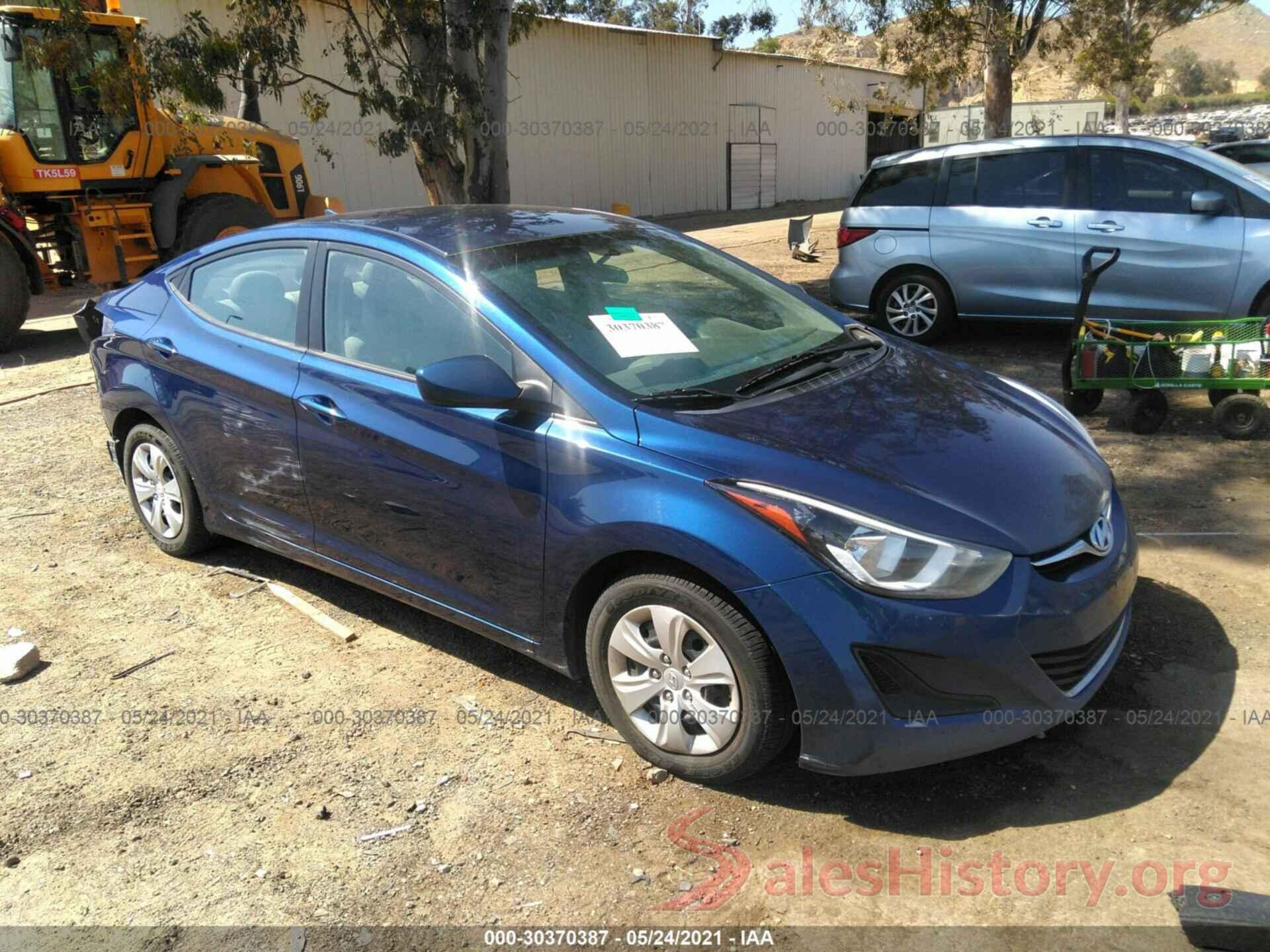 5NPDH4AE0GH756050 2016 HYUNDAI ELANTRA