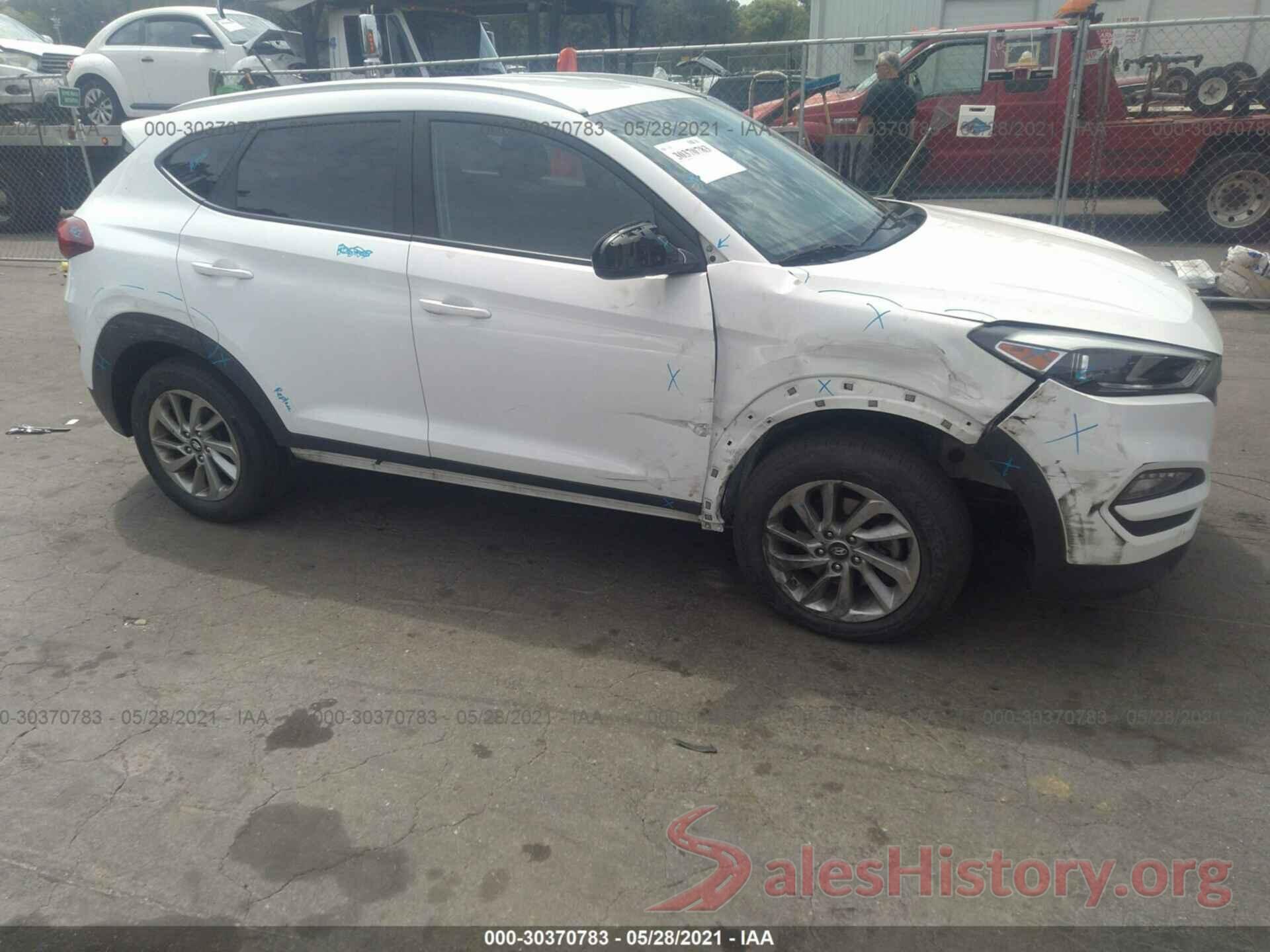 KM8J3CA45GU107994 2016 HYUNDAI TUCSON