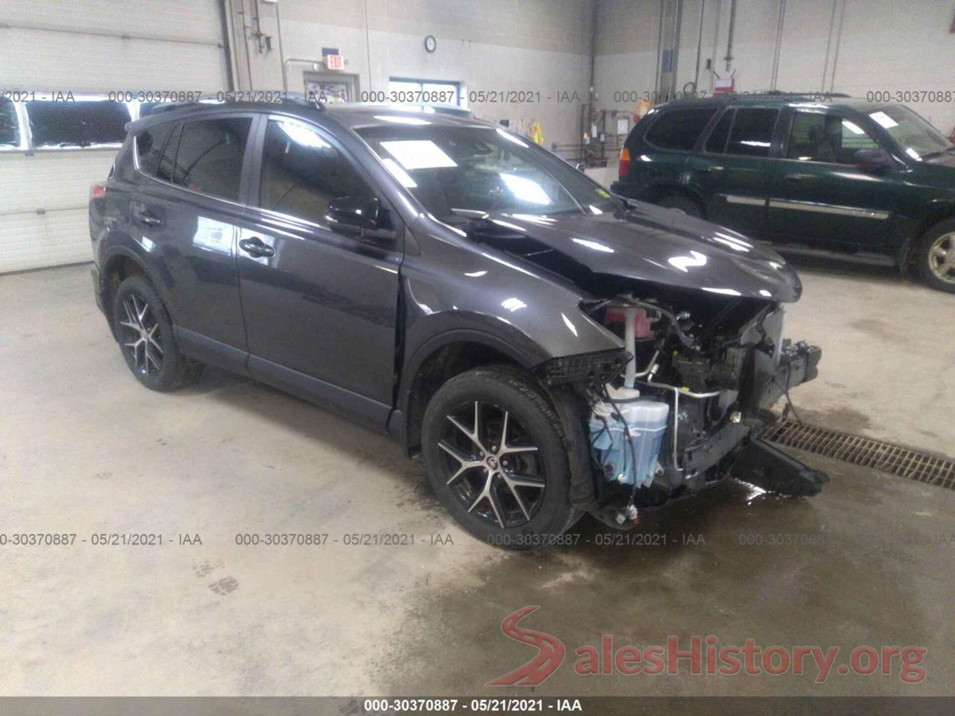 JTMJFREV5HJ165902 2017 TOYOTA RAV4