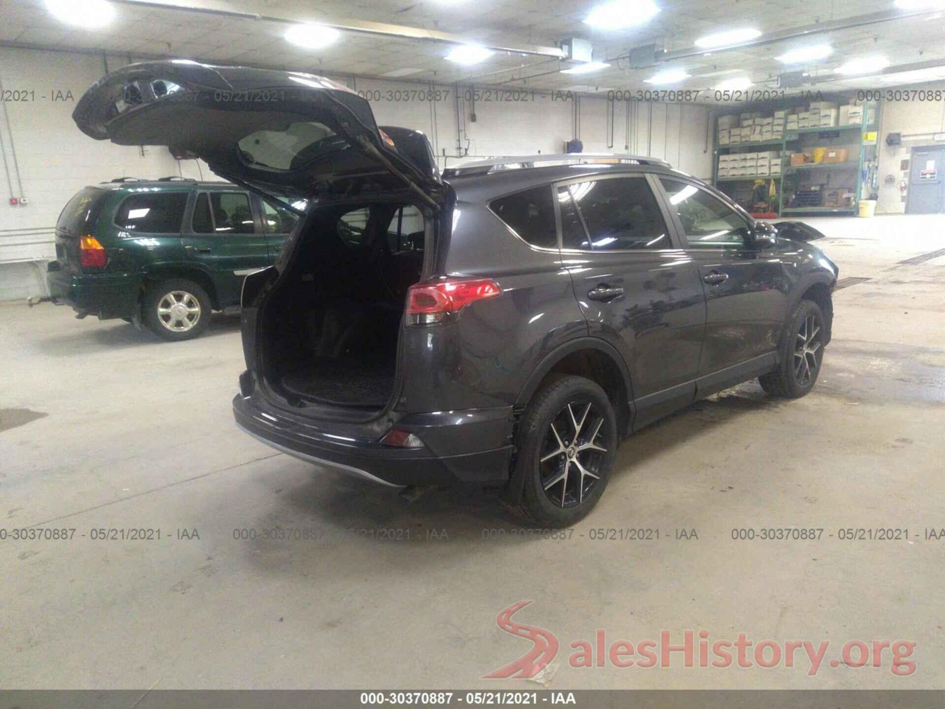 JTMJFREV5HJ165902 2017 TOYOTA RAV4