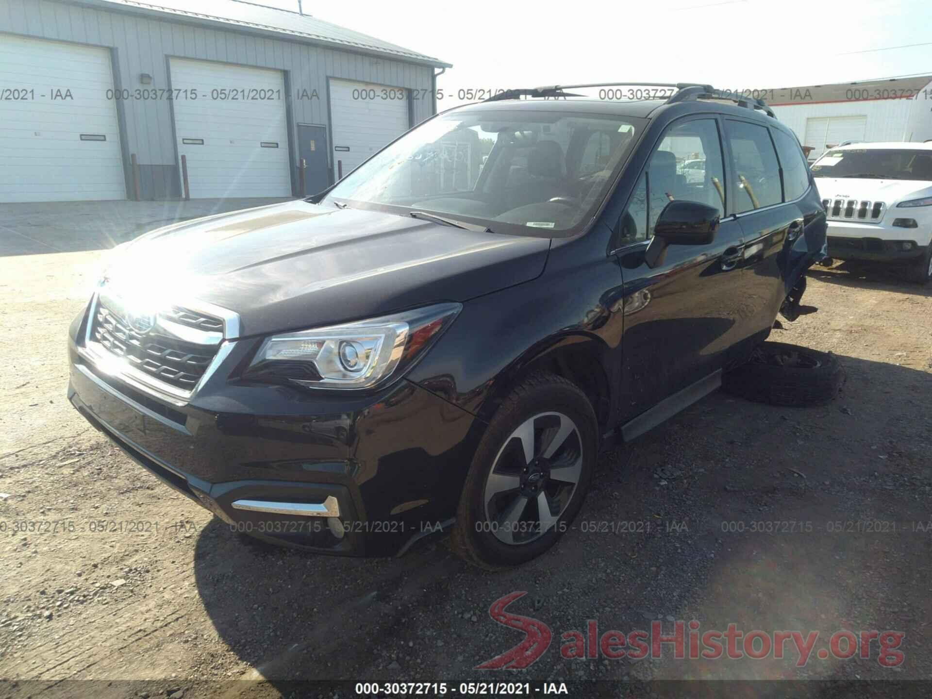 JF2SJARC4HH805684 2017 SUBARU FORESTER