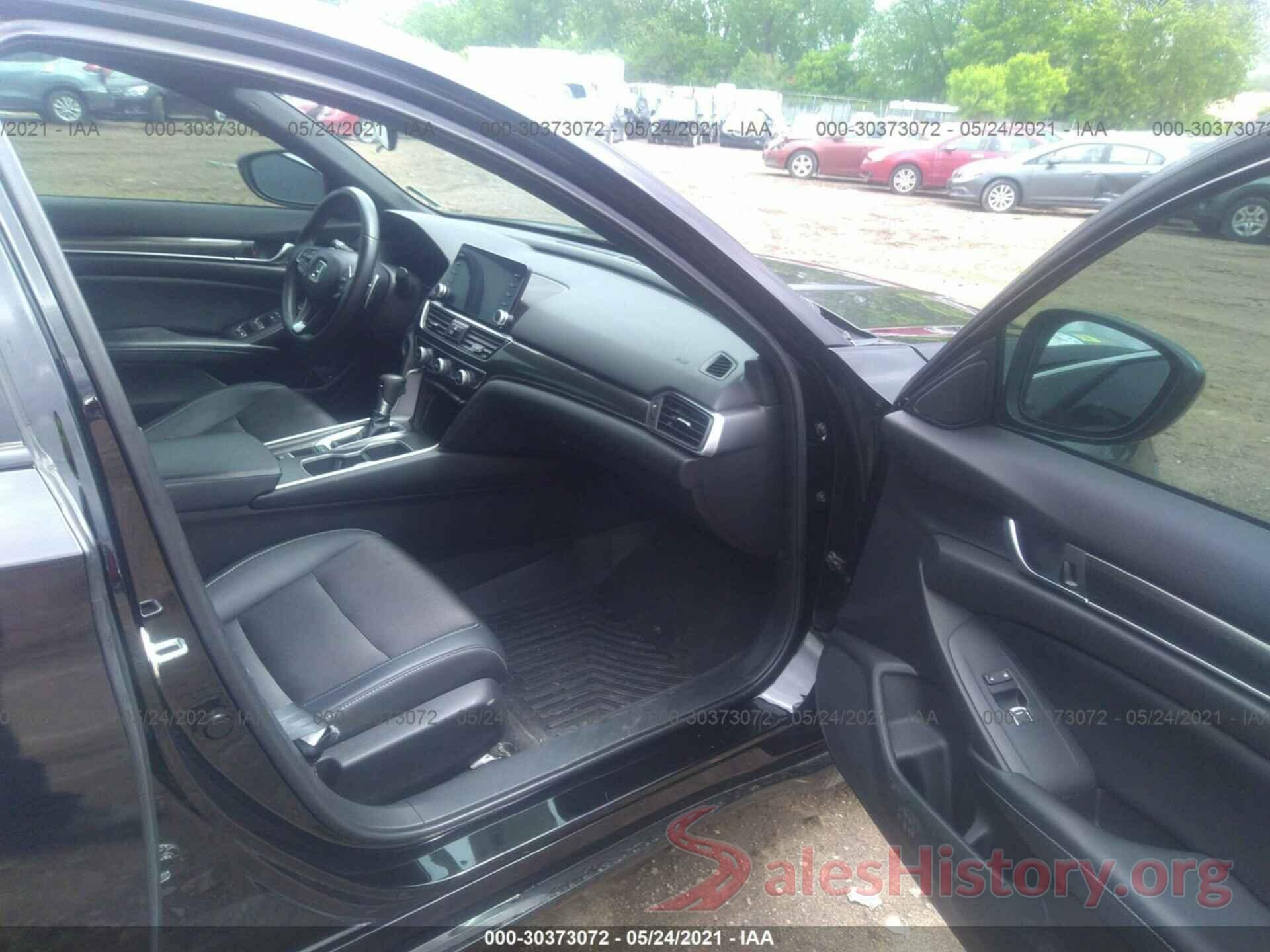 1HGCV1F36JA053661 2018 HONDA ACCORD SEDAN