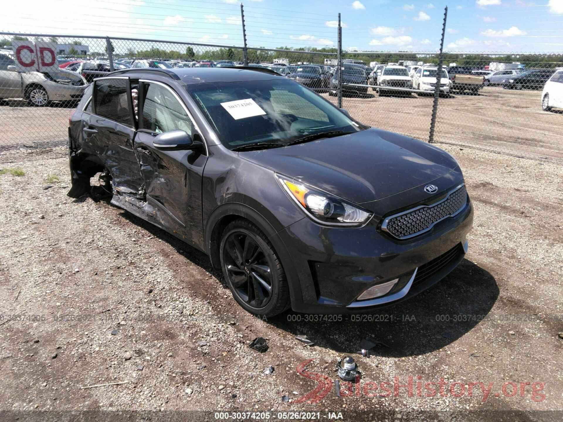 KNDCC3LC3J5134839 2018 KIA NIRO