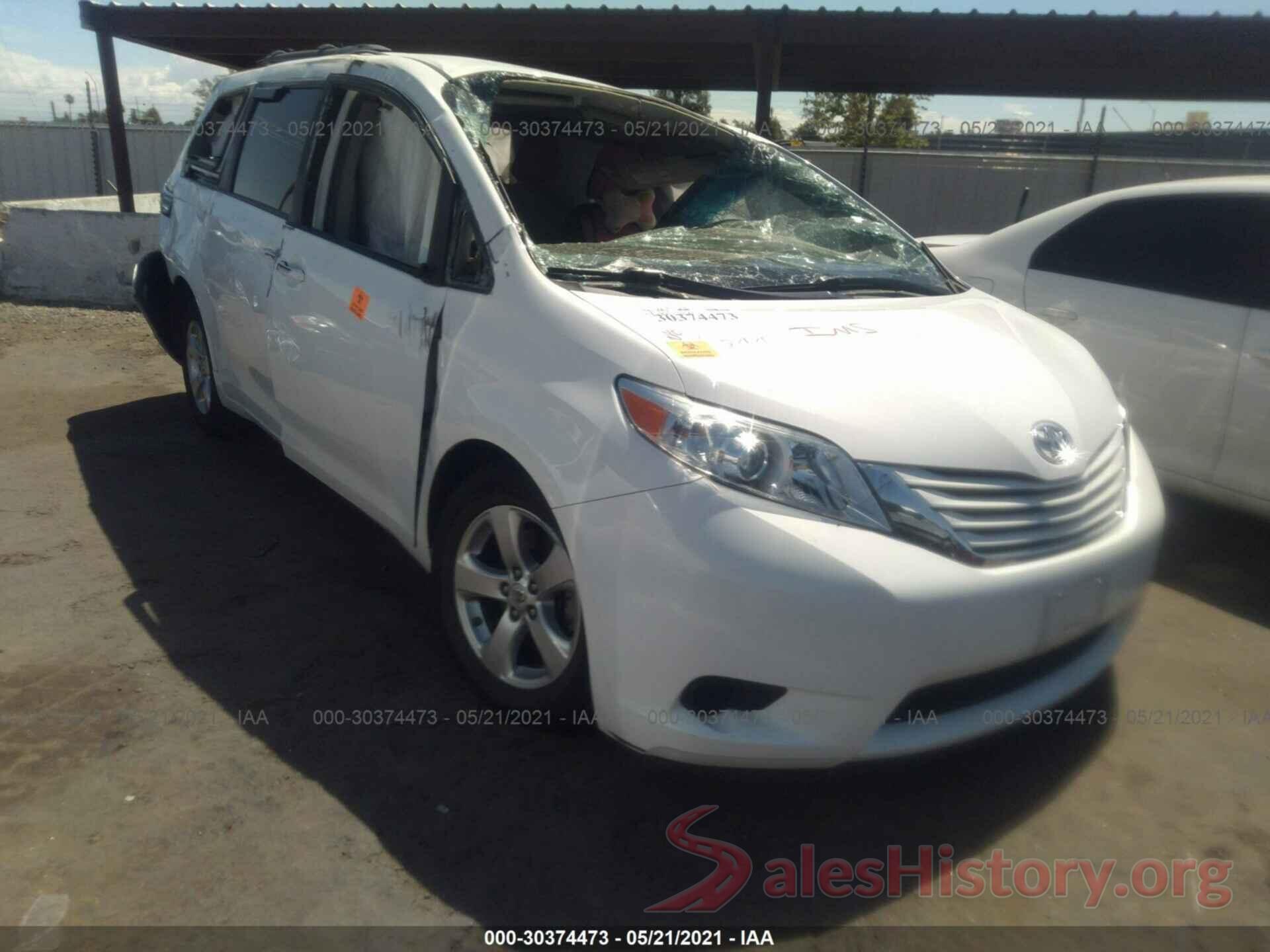 5TDKZ3DC8HS882418 2017 TOYOTA SIENNA