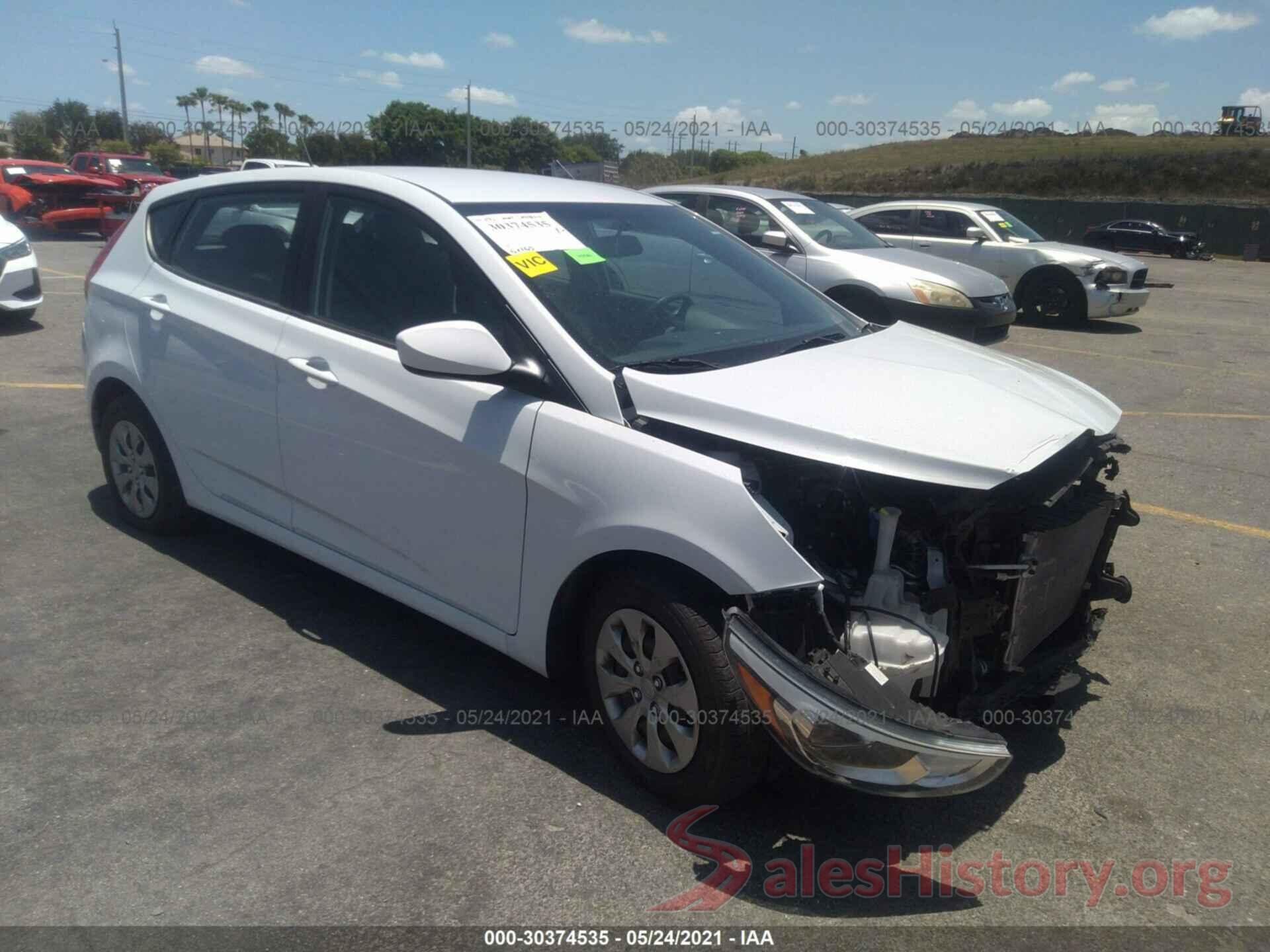 KMHCT5AE9HU364235 2017 HYUNDAI ACCENT