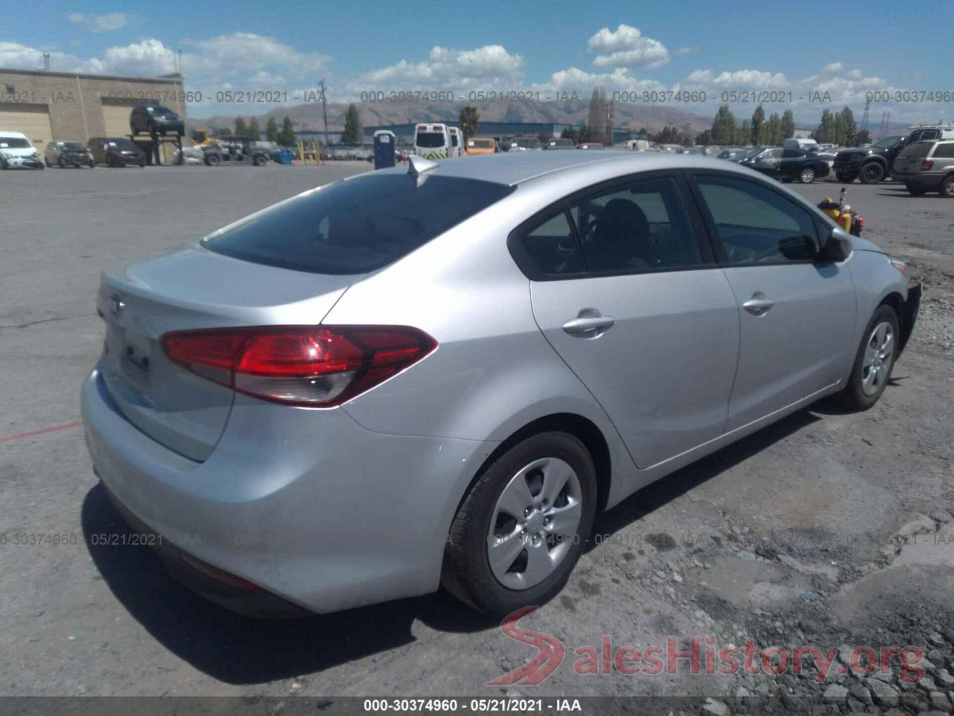 3KPFK4A71JE274825 2018 KIA FORTE