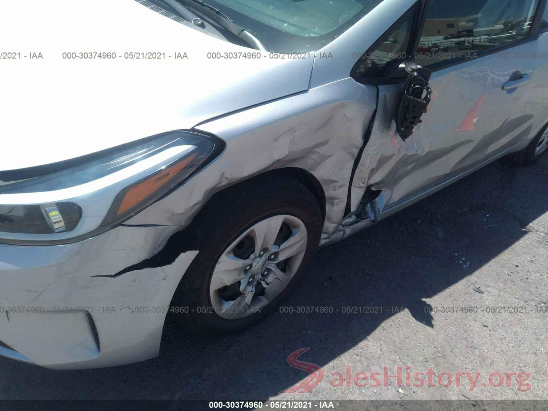 3KPFK4A71JE274825 2018 KIA FORTE