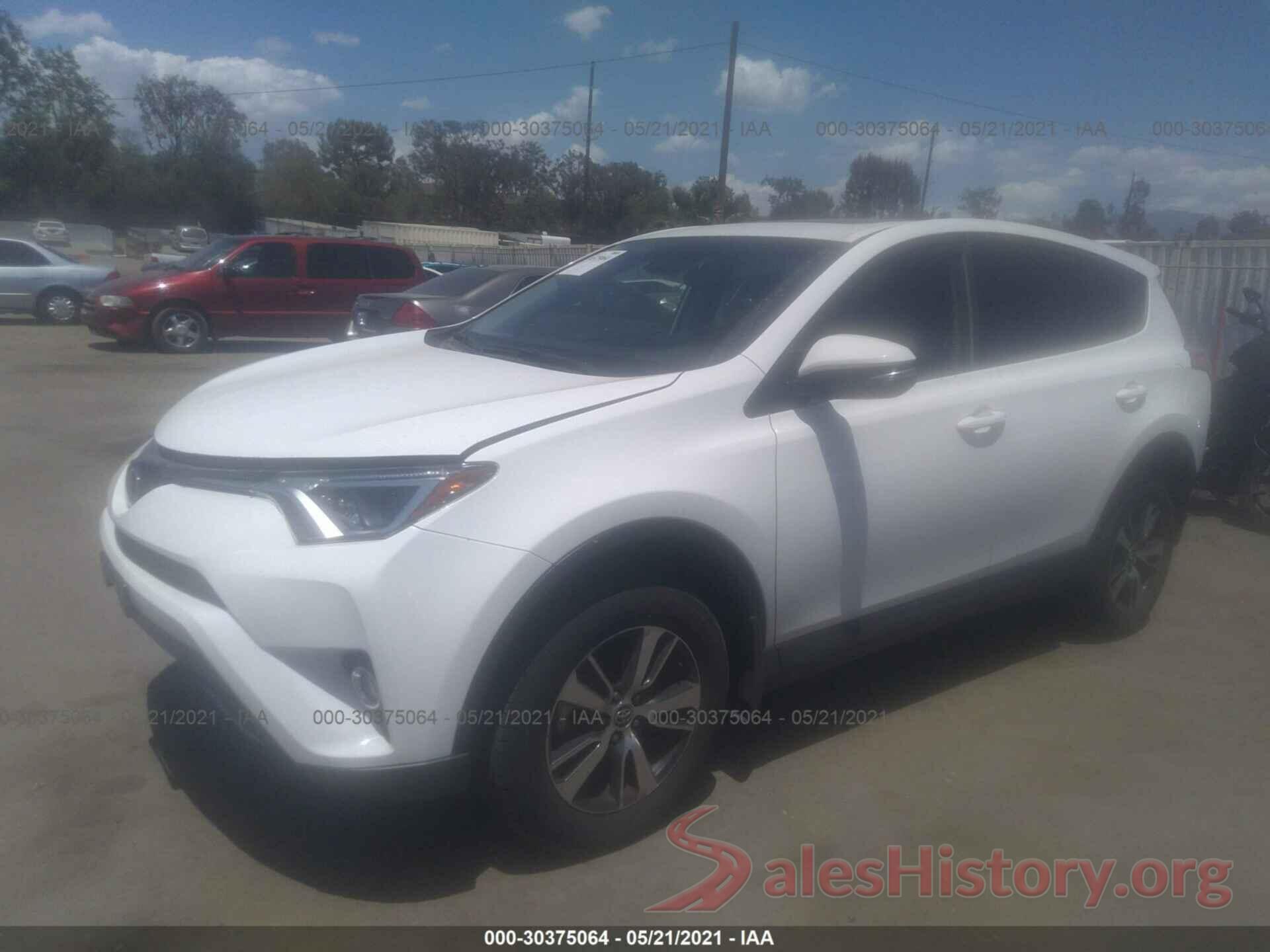 JTMWFREV2JJ208538 2018 TOYOTA RAV4