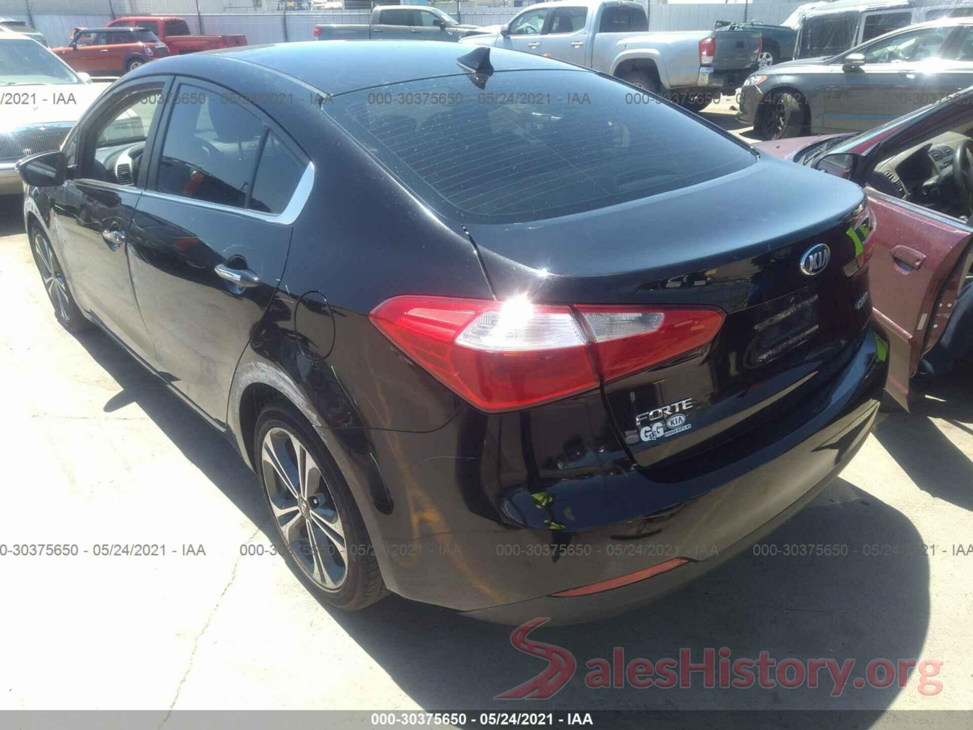 KNAFX4A8XG5506074 2016 KIA FORTE