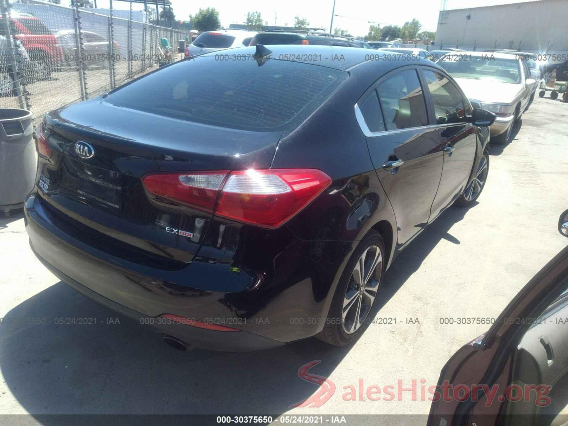 KNAFX4A8XG5506074 2016 KIA FORTE