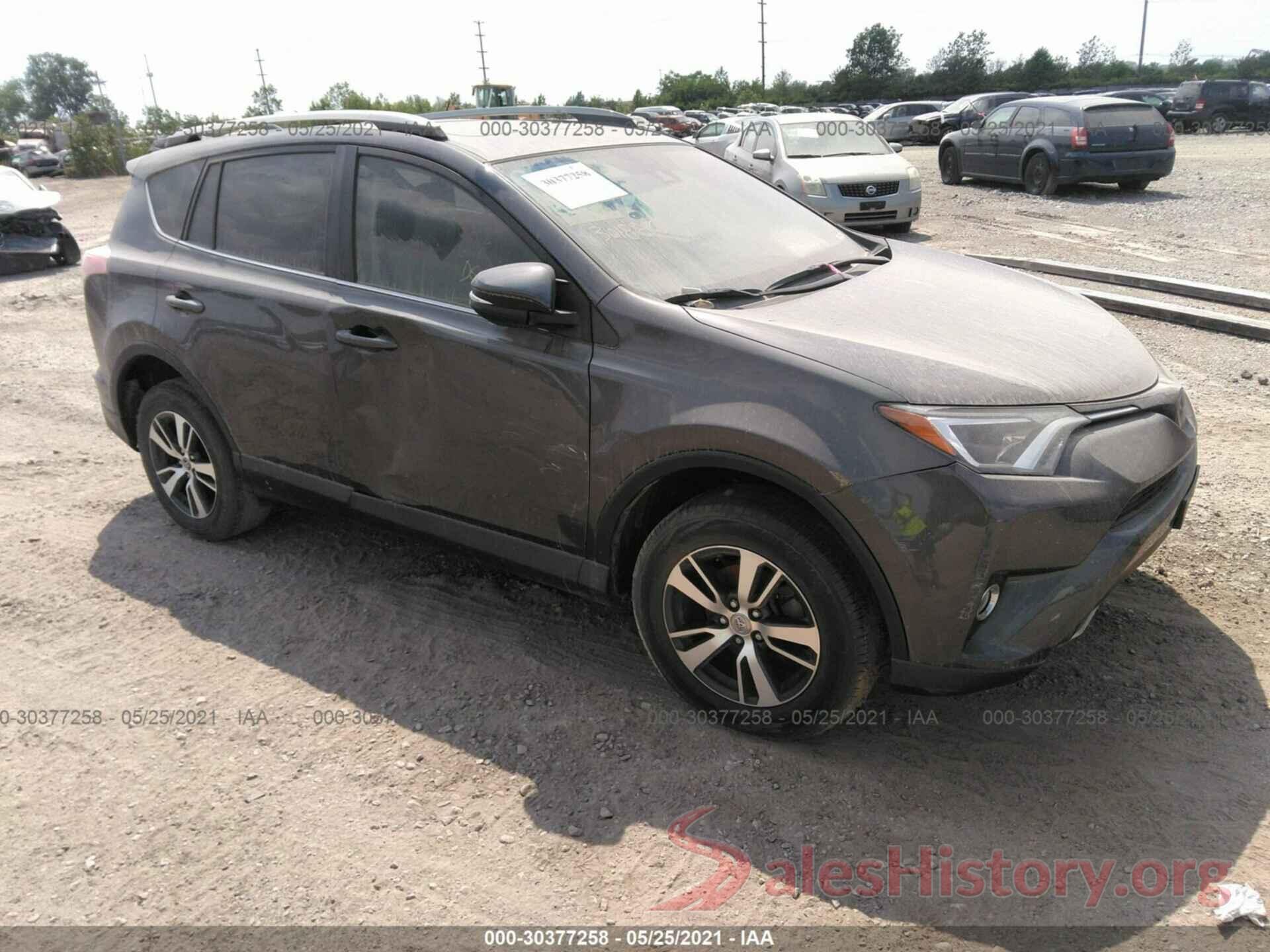 JTMRFREV9HJ713306 2017 TOYOTA RAV4