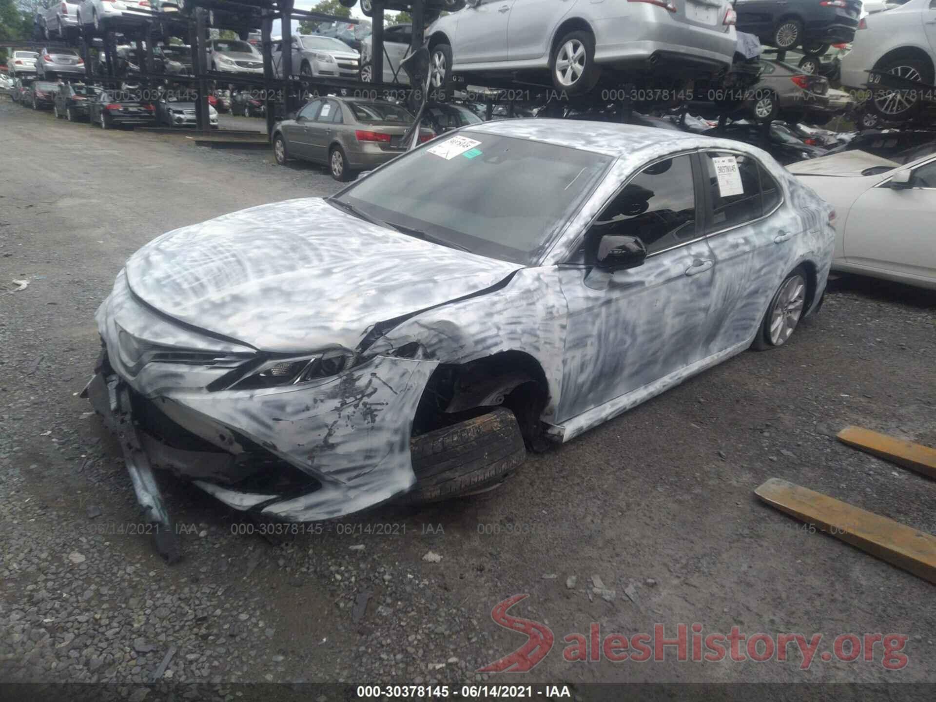 4T1B11HK2JU669393 2018 TOYOTA CAMRY