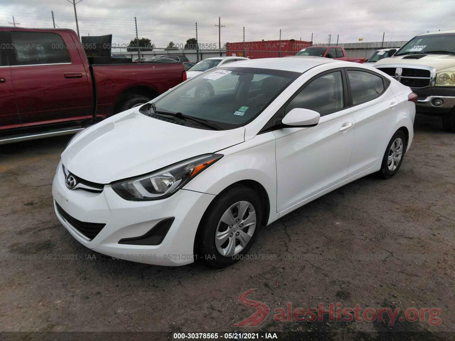 5NPDH4AE8GH690900 2016 HYUNDAI ELANTRA