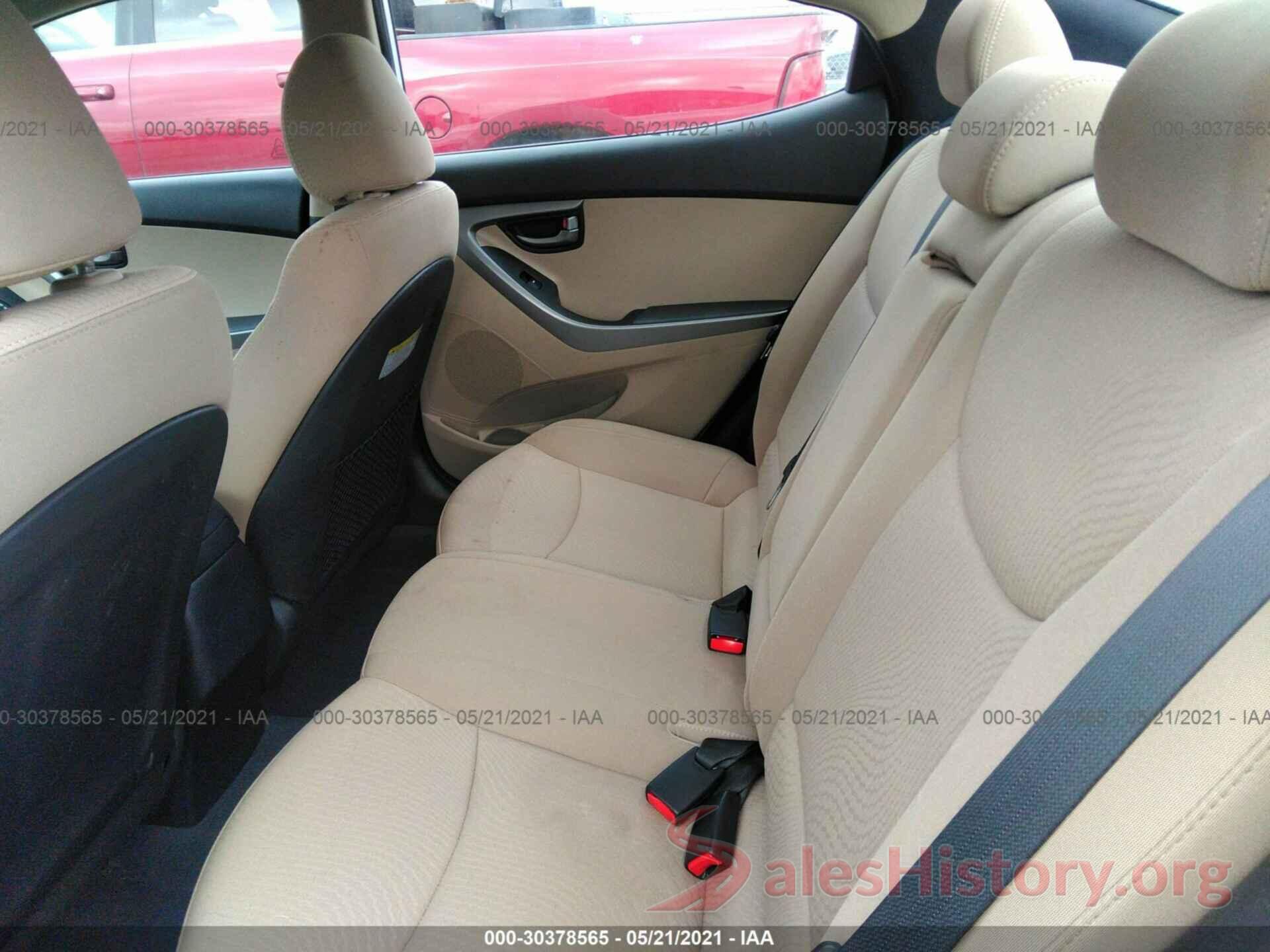 5NPDH4AE8GH690900 2016 HYUNDAI ELANTRA