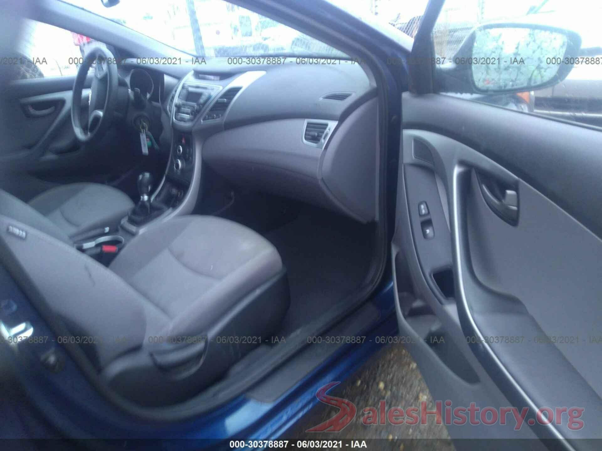 5NPDH4AE4GH683474 2016 HYUNDAI ELANTRA