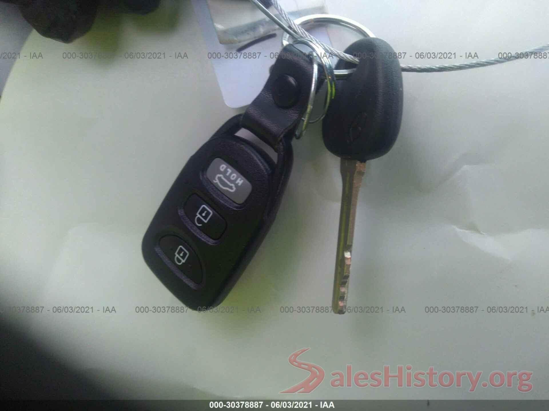 5NPDH4AE4GH683474 2016 HYUNDAI ELANTRA