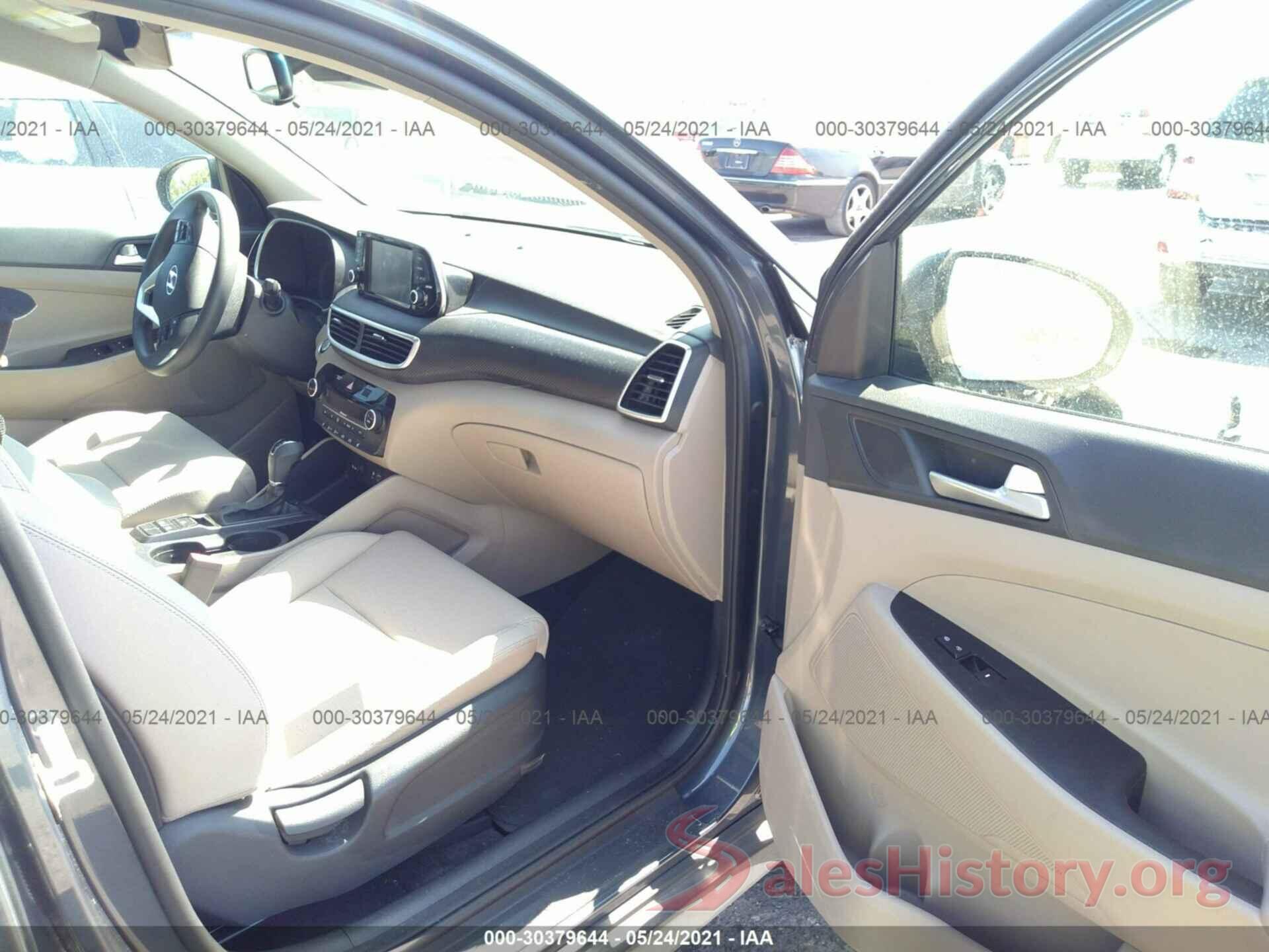 KM8J33AL1KU889484 2019 HYUNDAI TUCSON