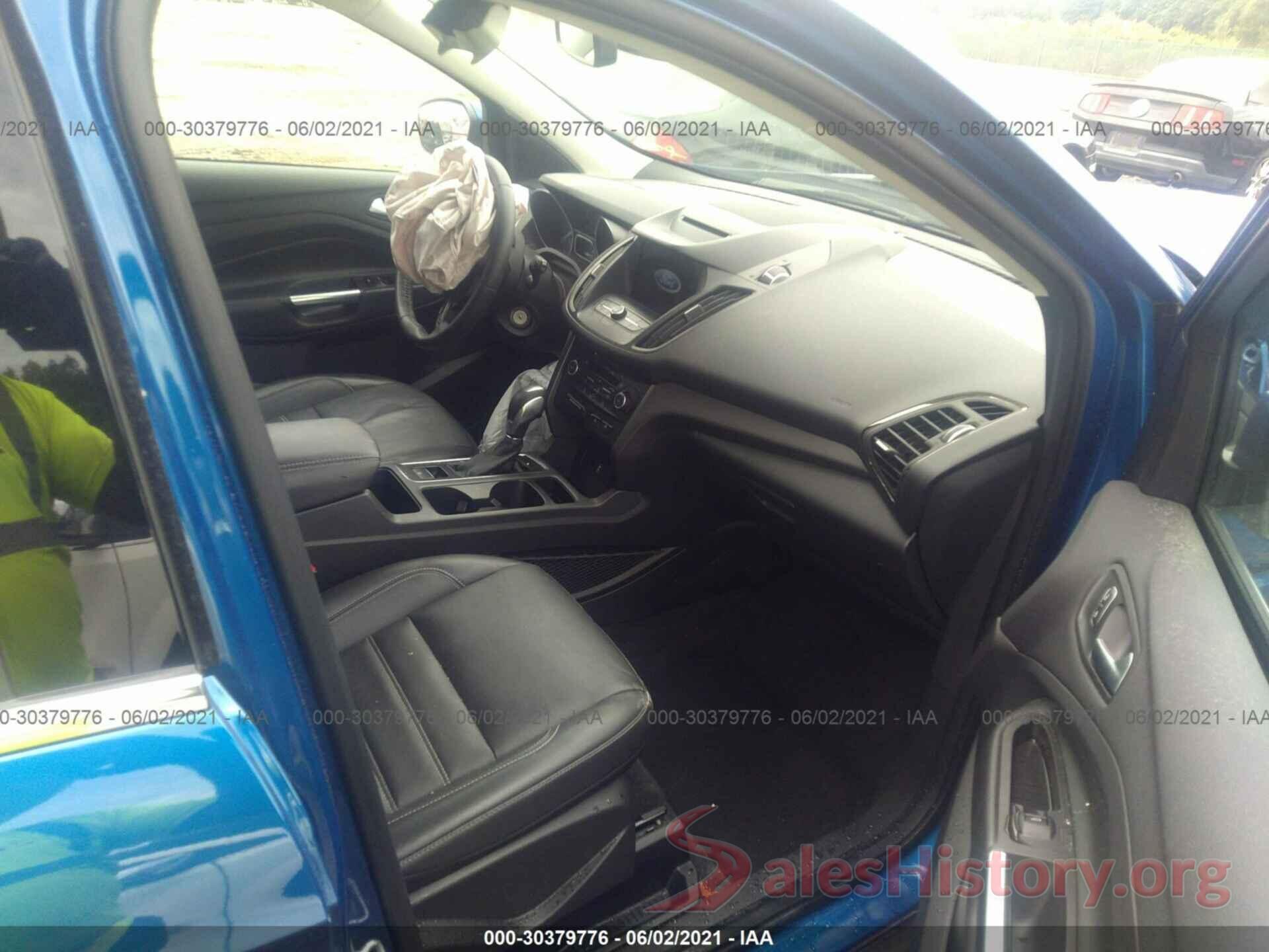 1FMCU0HD9JUD15068 2018 FORD ESCAPE