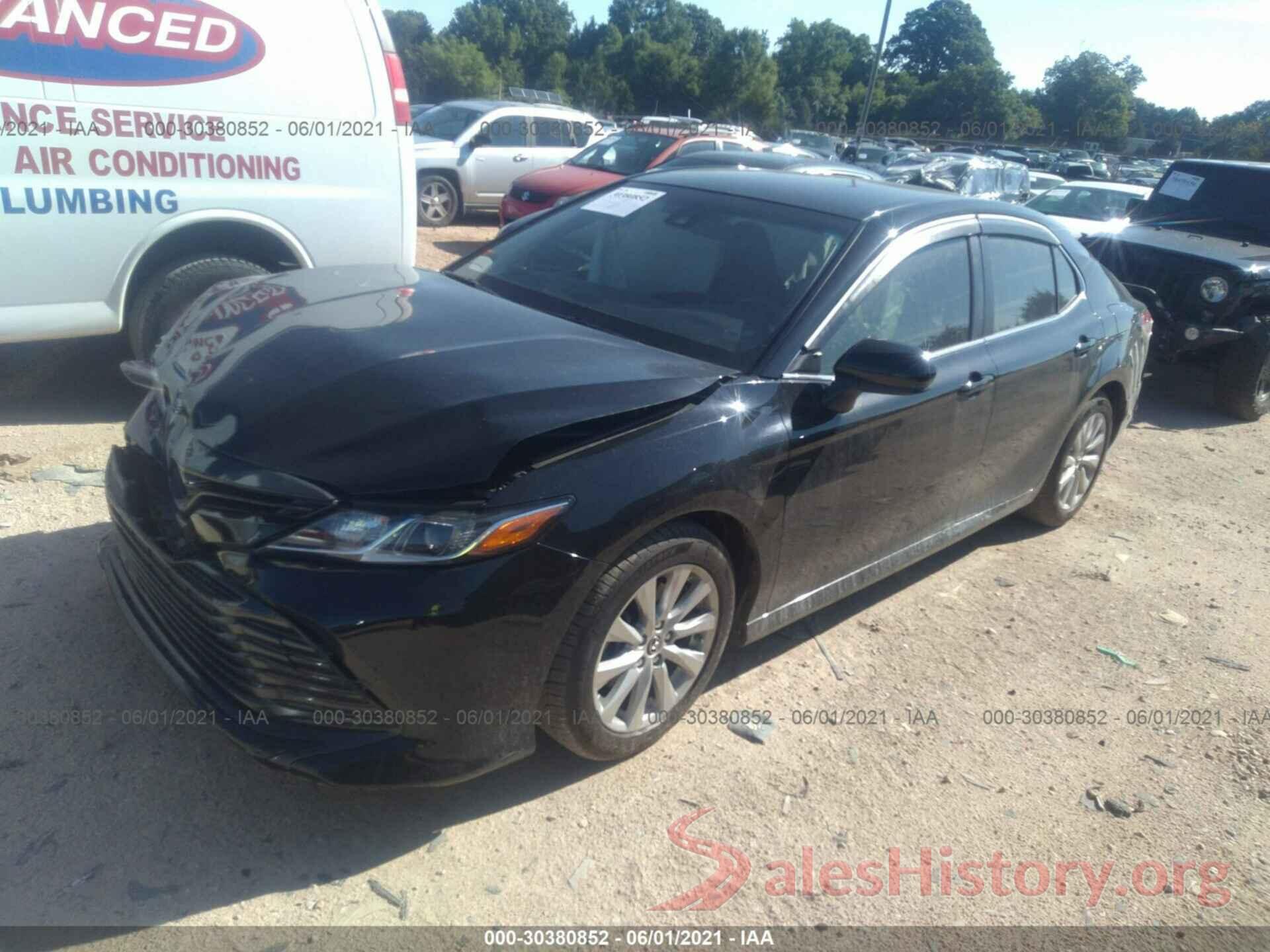 JTNB11HK8J3042610 2018 TOYOTA CAMRY