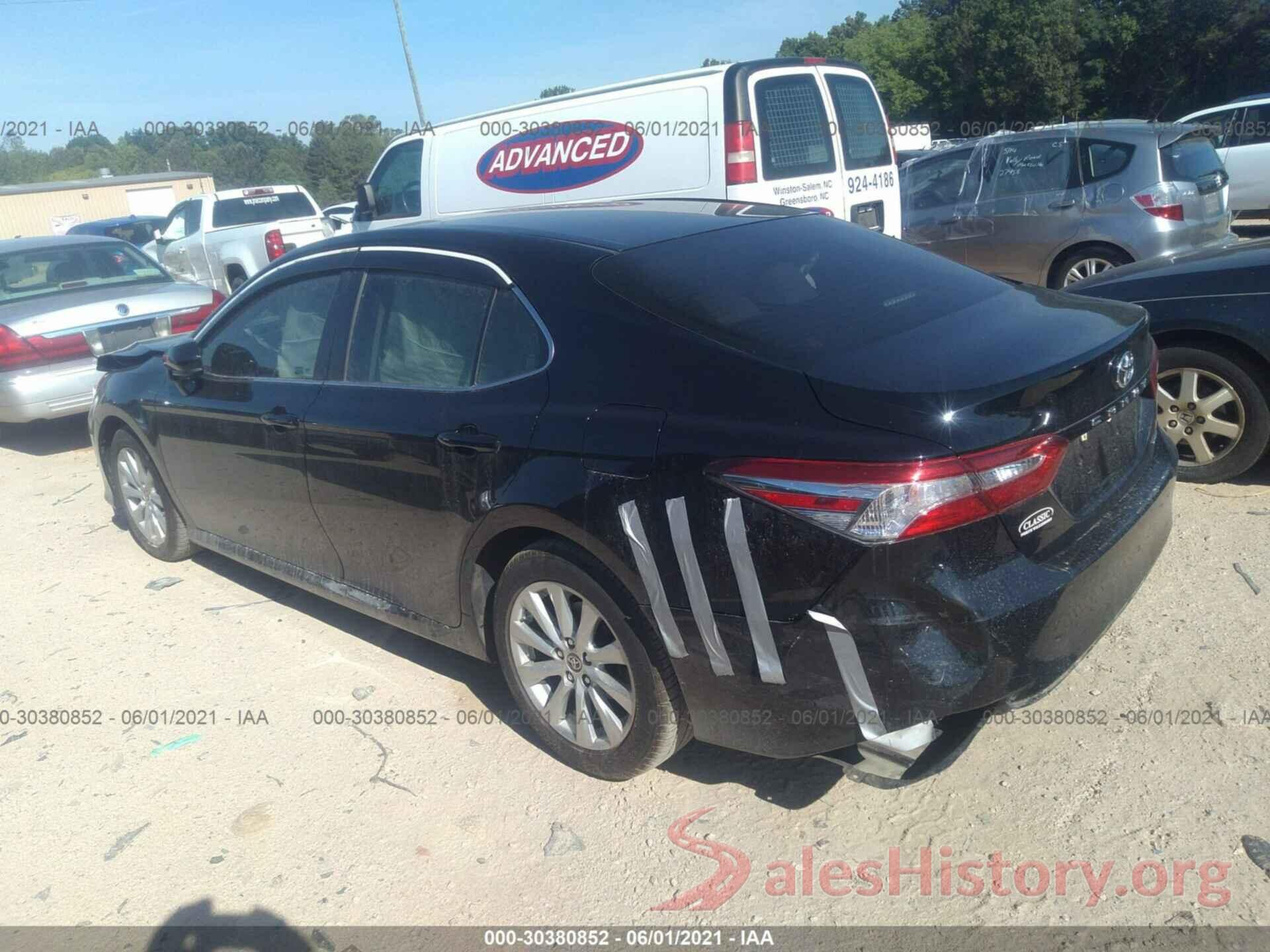 JTNB11HK8J3042610 2018 TOYOTA CAMRY