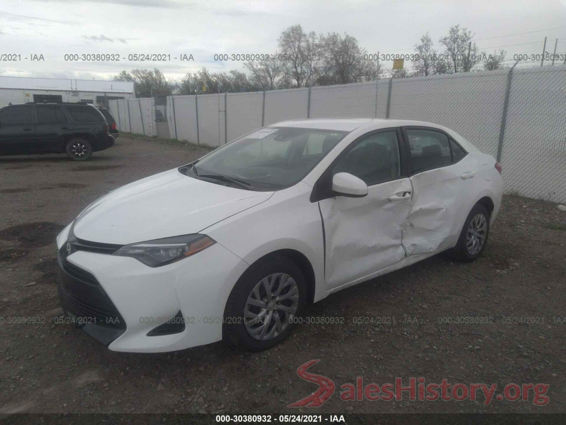 2T1BURHE8JC979842 2018 TOYOTA COROLLA