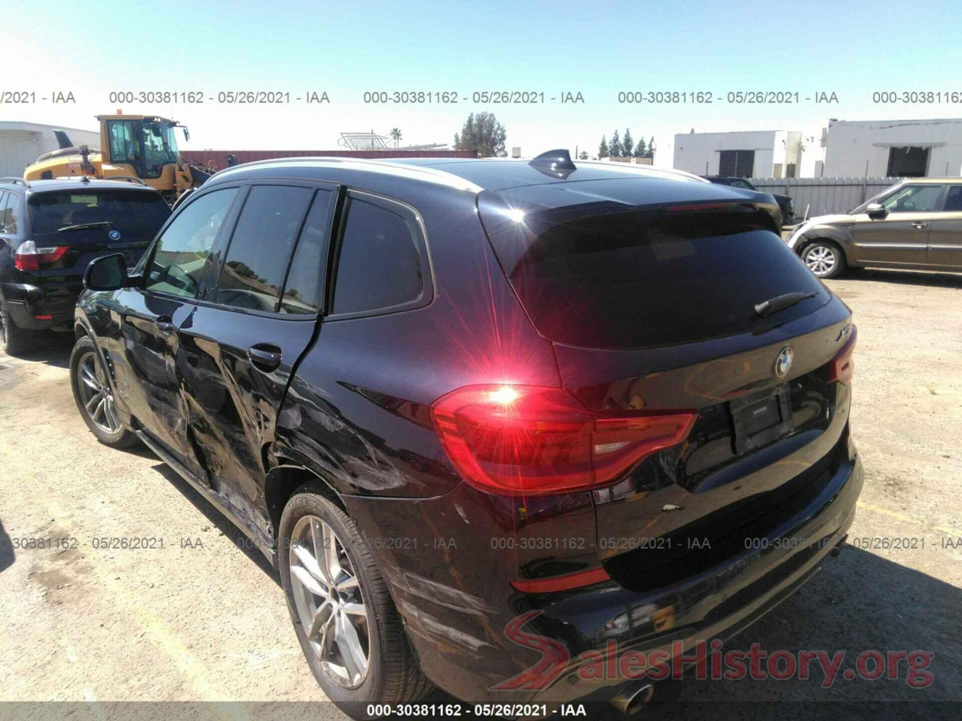 5UXTR9C5XJLC69395 2018 BMW X3