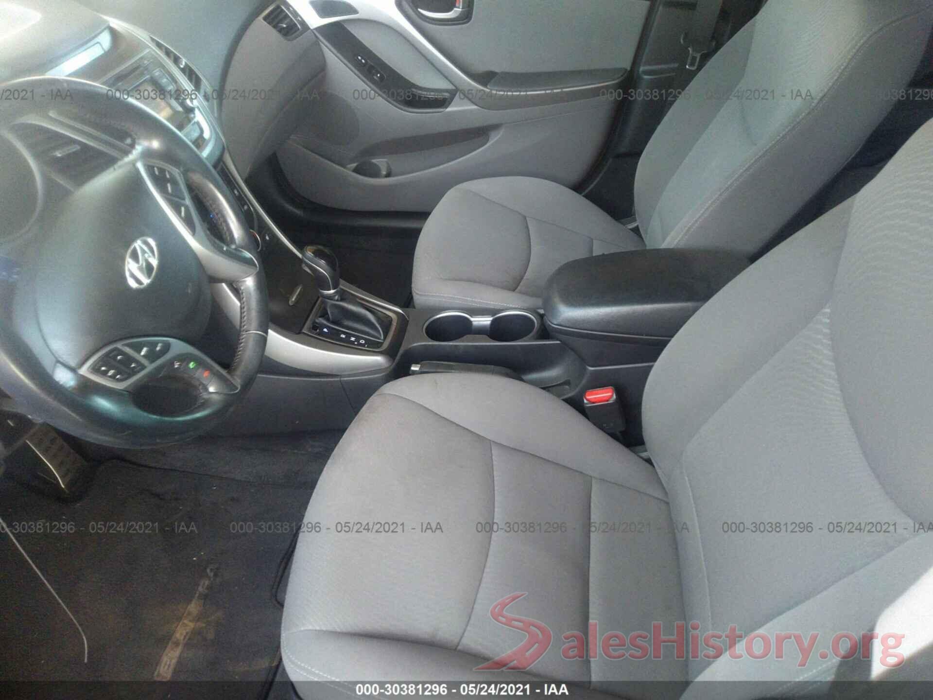 KMHDH4AH0GU567877 2016 HYUNDAI ELANTRA