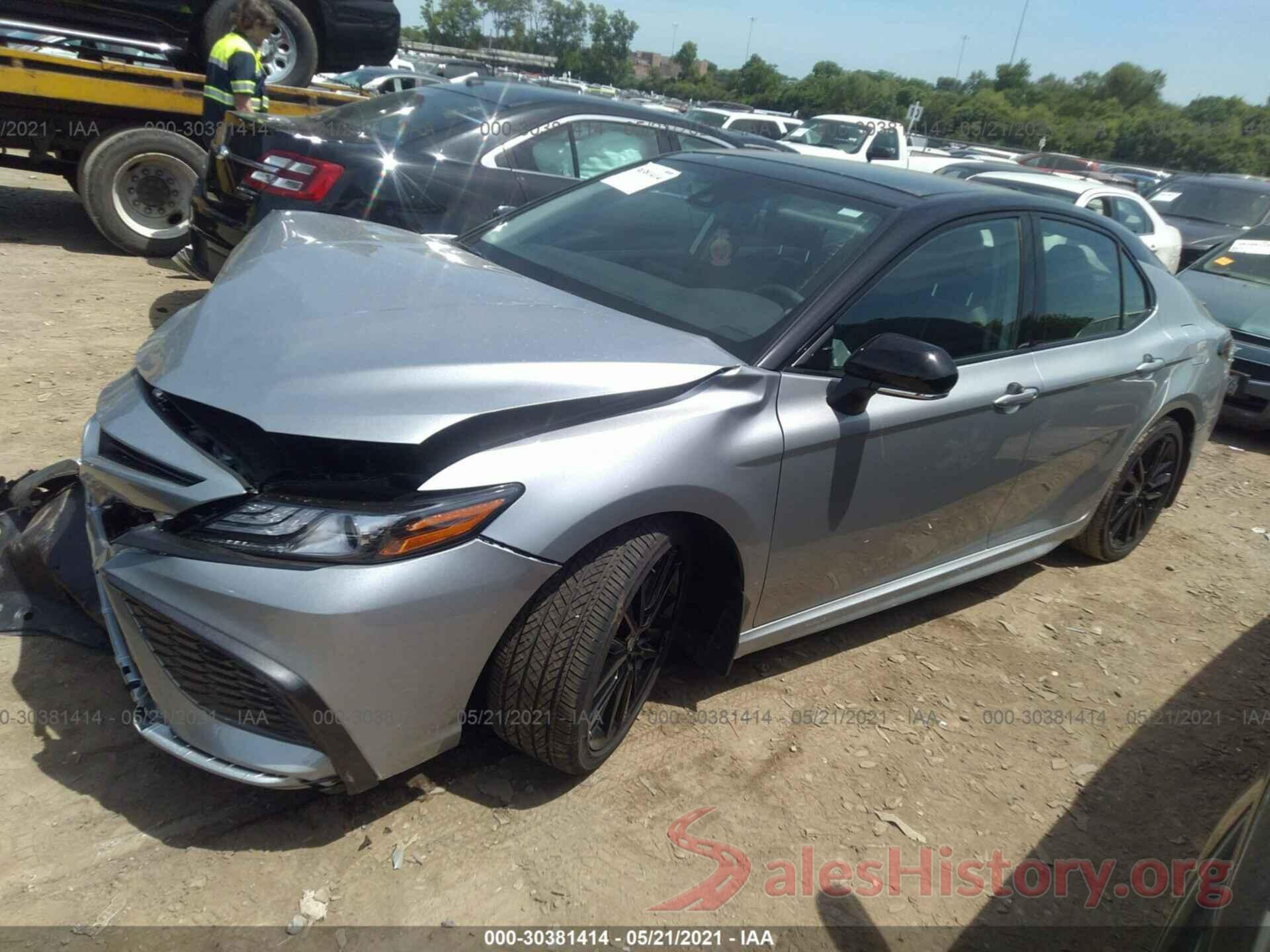 4T1K61BK8MU031065 2021 TOYOTA CAMRY