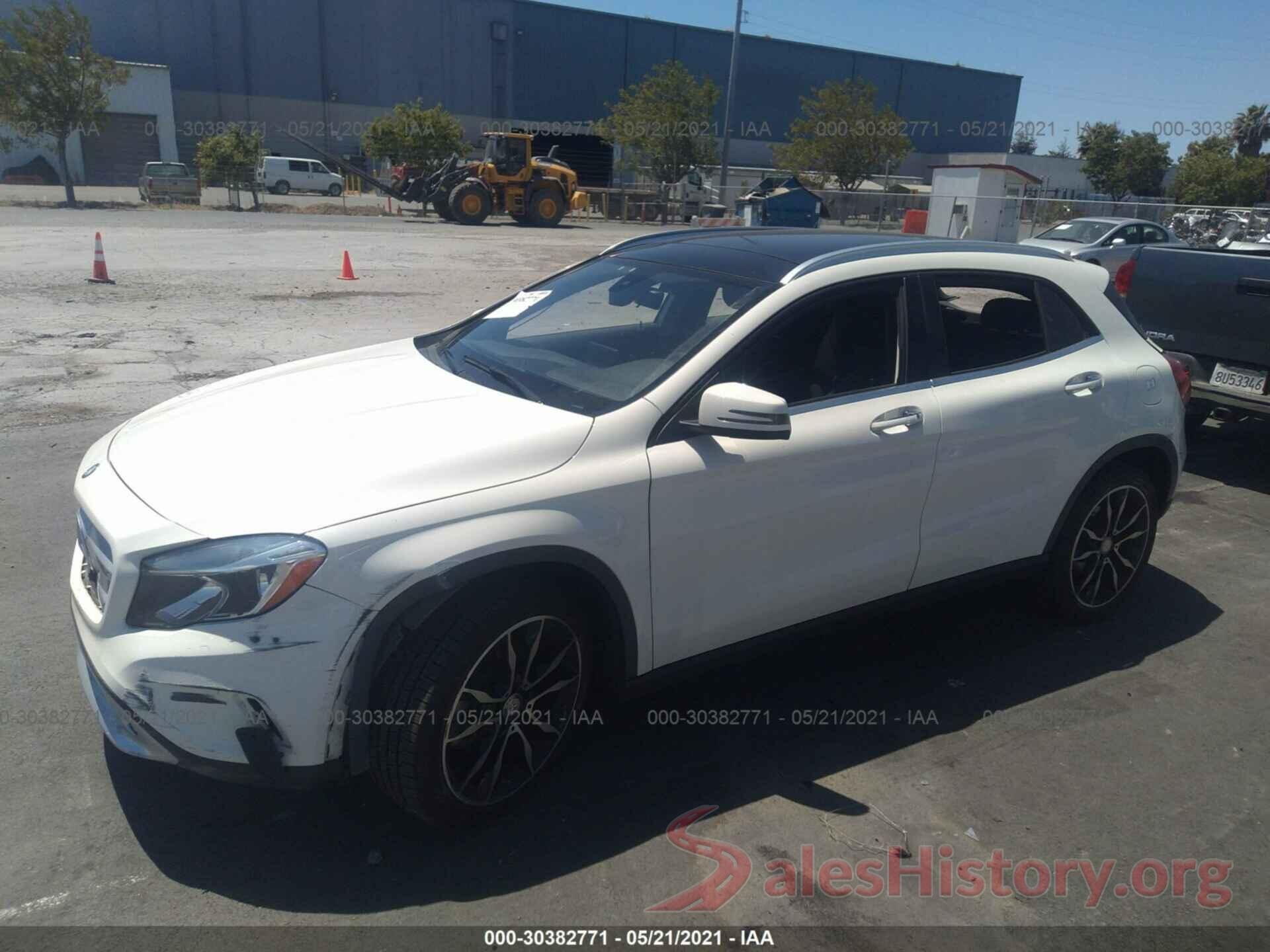 WDCTG4GB5HJ353082 2017 MERCEDES-BENZ GLA