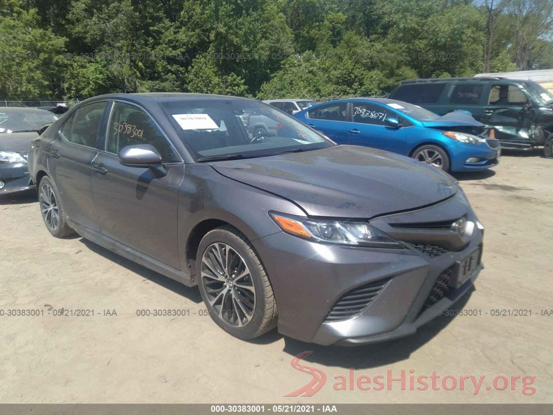 4T1B11HK6JU524163 2018 TOYOTA CAMRY