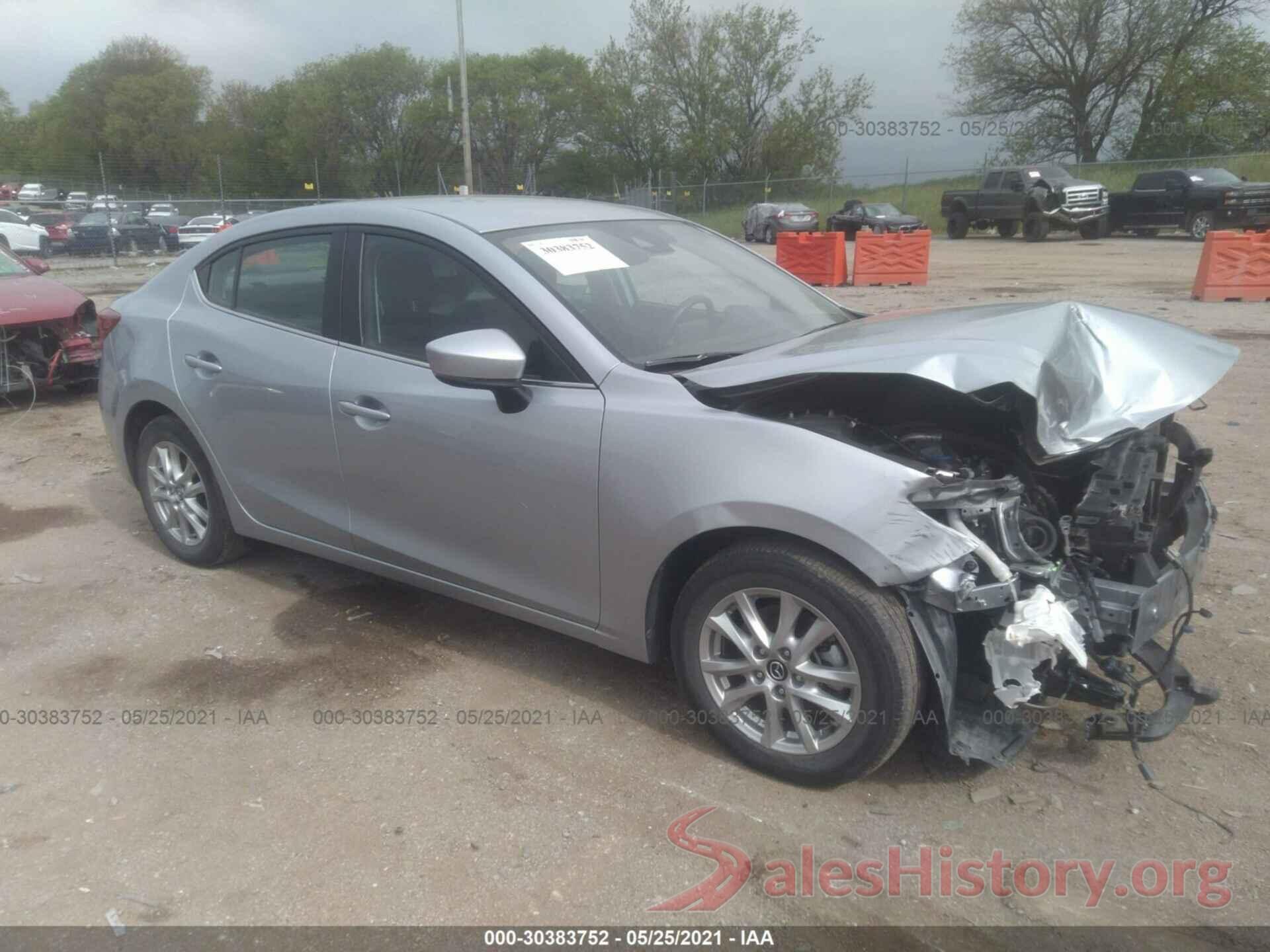 3MZBN1U72JM186305 2018 MAZDA MAZDA3 4-DOOR