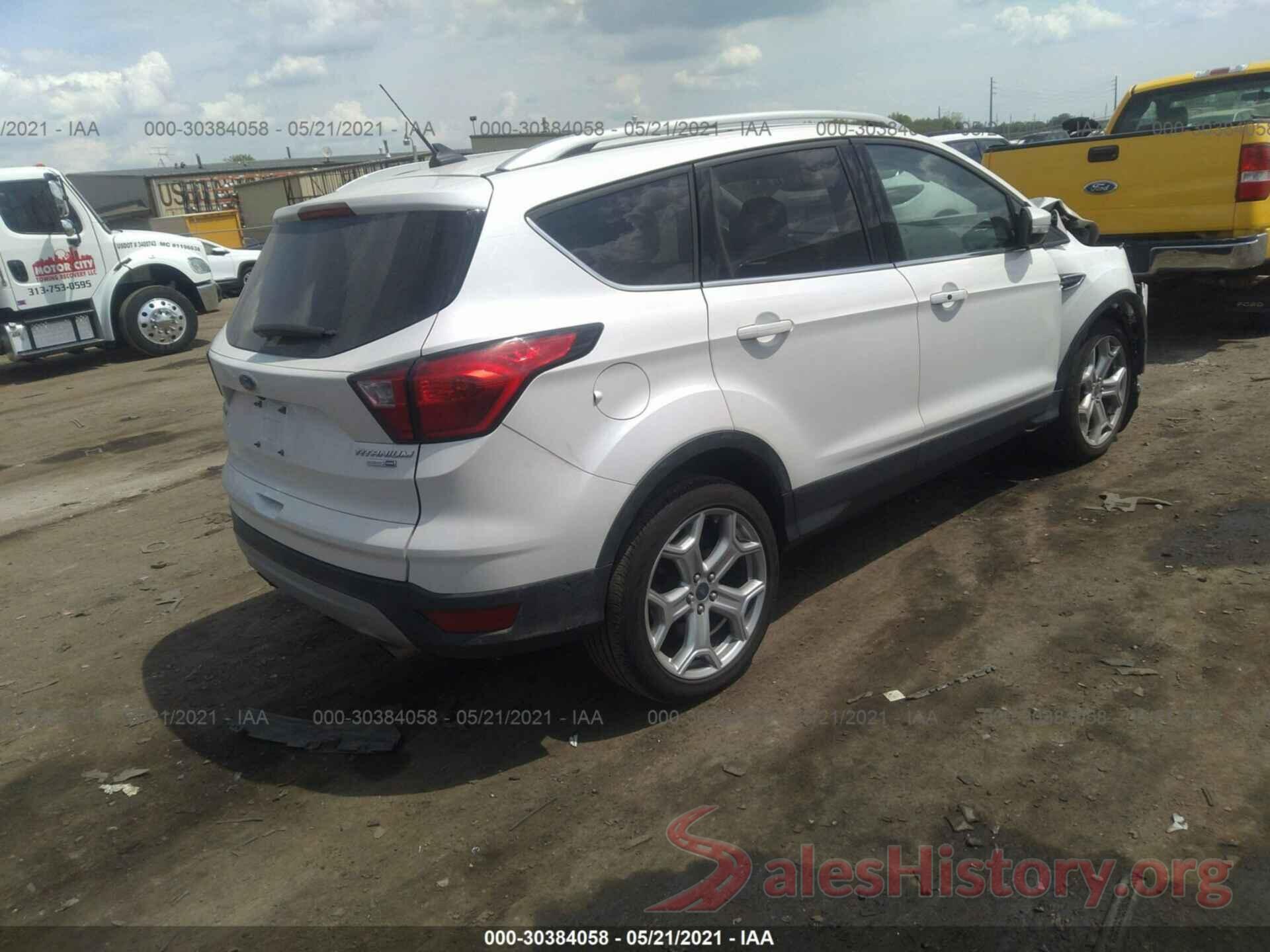 1FMCU9J92KUA81187 2019 FORD ESCAPE