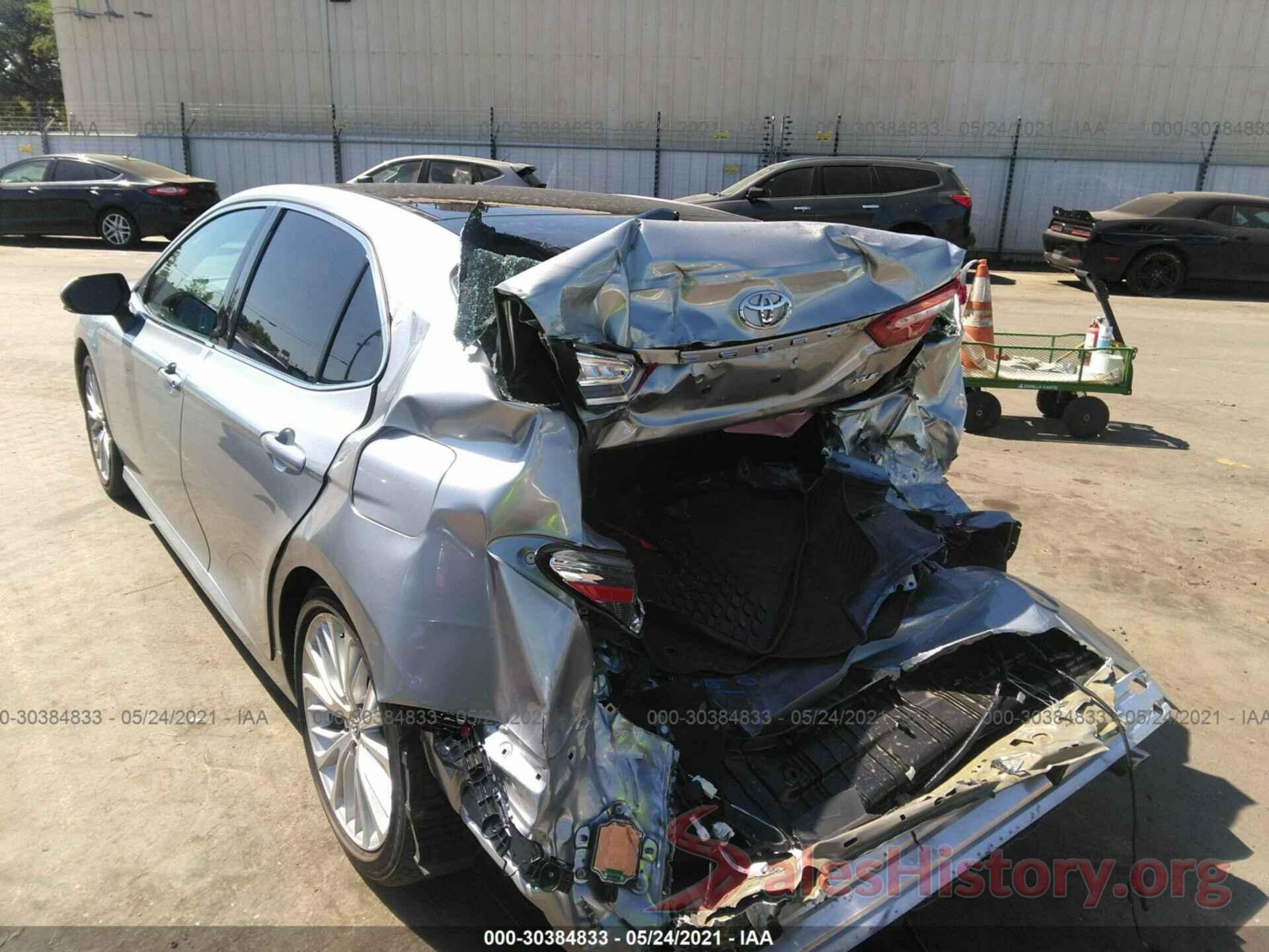 4T1B11HK1KU217324 2019 TOYOTA CAMRY