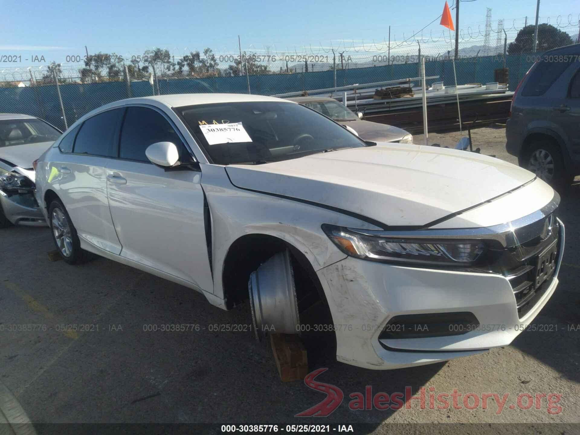 1HGCV1F19JA082232 2018 HONDA ACCORD SEDAN