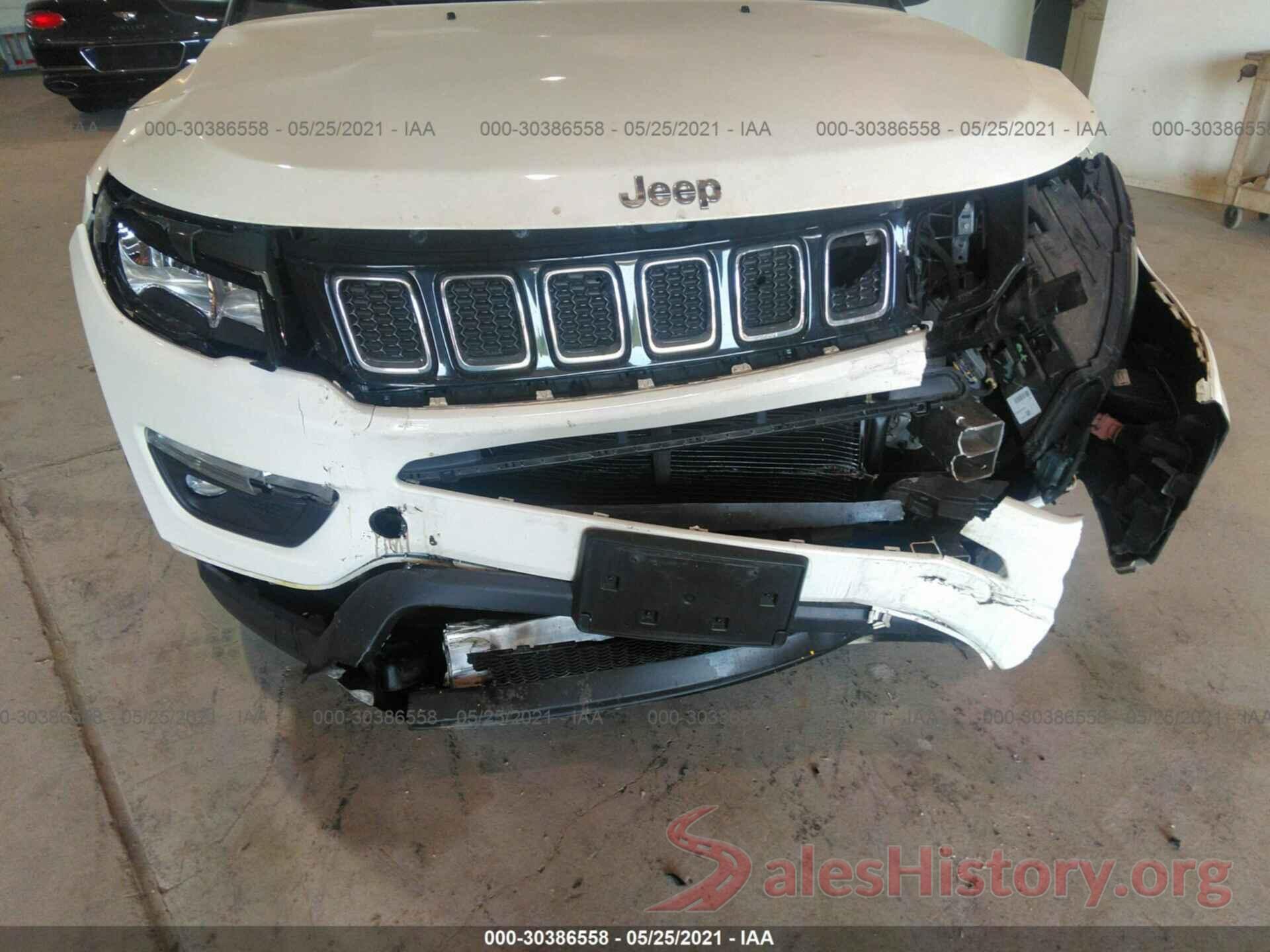 3C4NJDBB4JT142333 2018 JEEP COMPASS