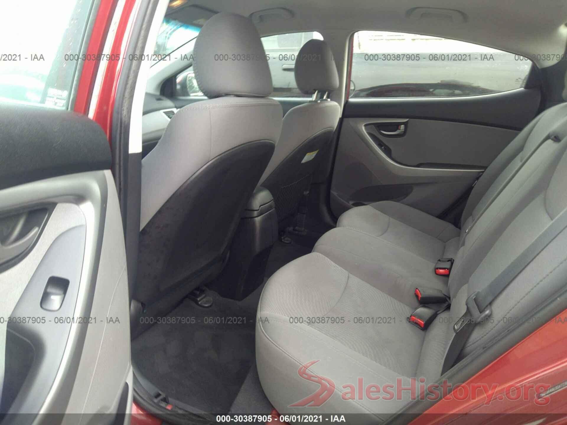 5NPDH4AE0GH722691 2016 HYUNDAI ELANTRA