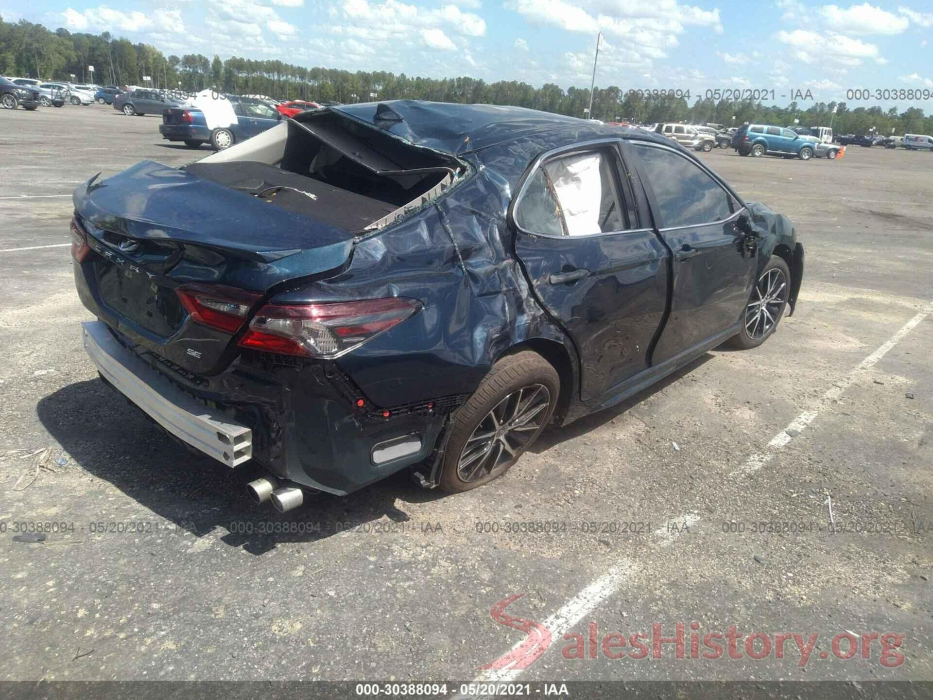 4T1G11AK3MU518910 2021 TOYOTA CAMRY