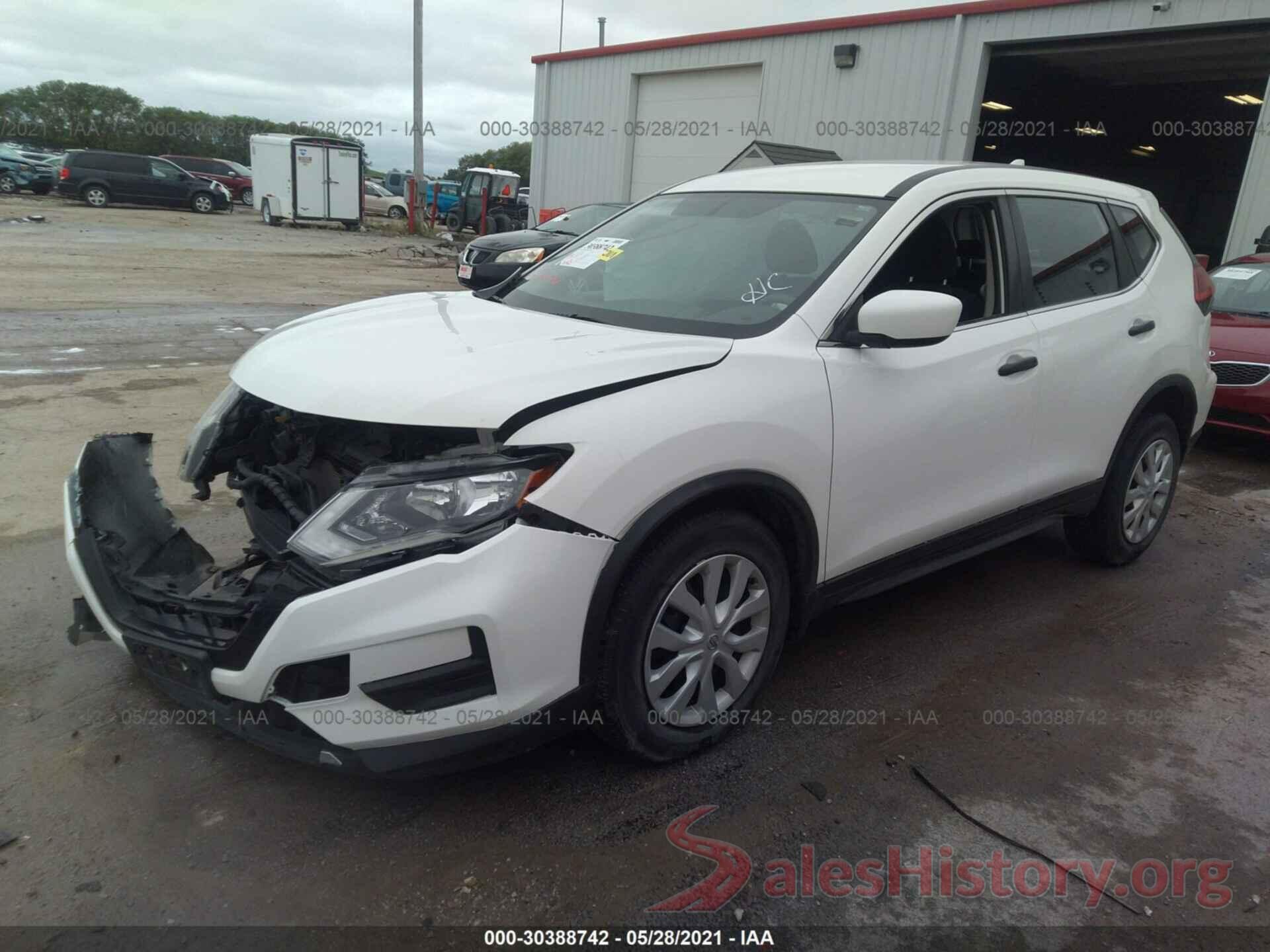 JN8AT2MV9HW010696 2017 NISSAN ROGUE