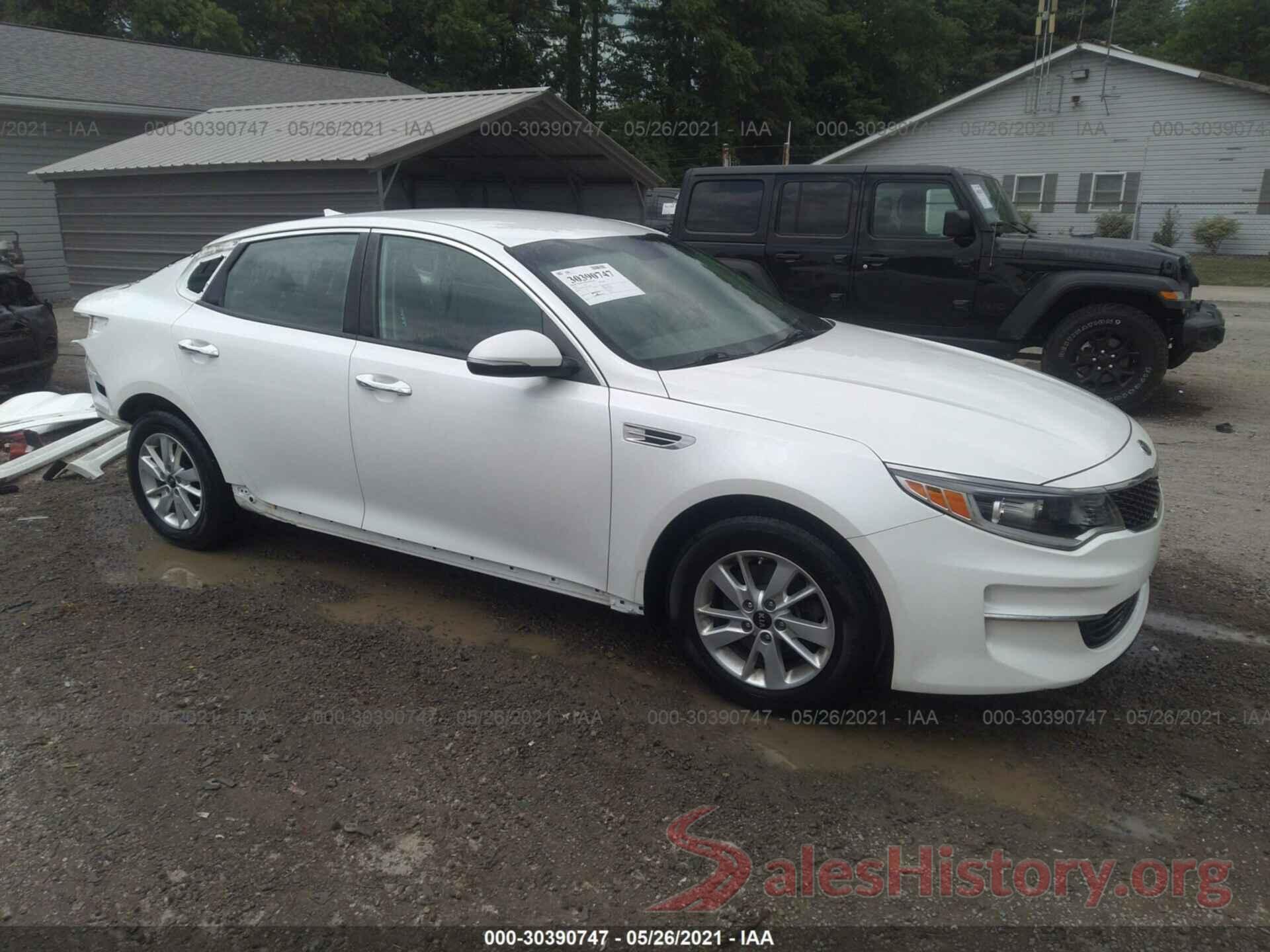 KNAGT4L33G5104379 2016 KIA OPTIMA