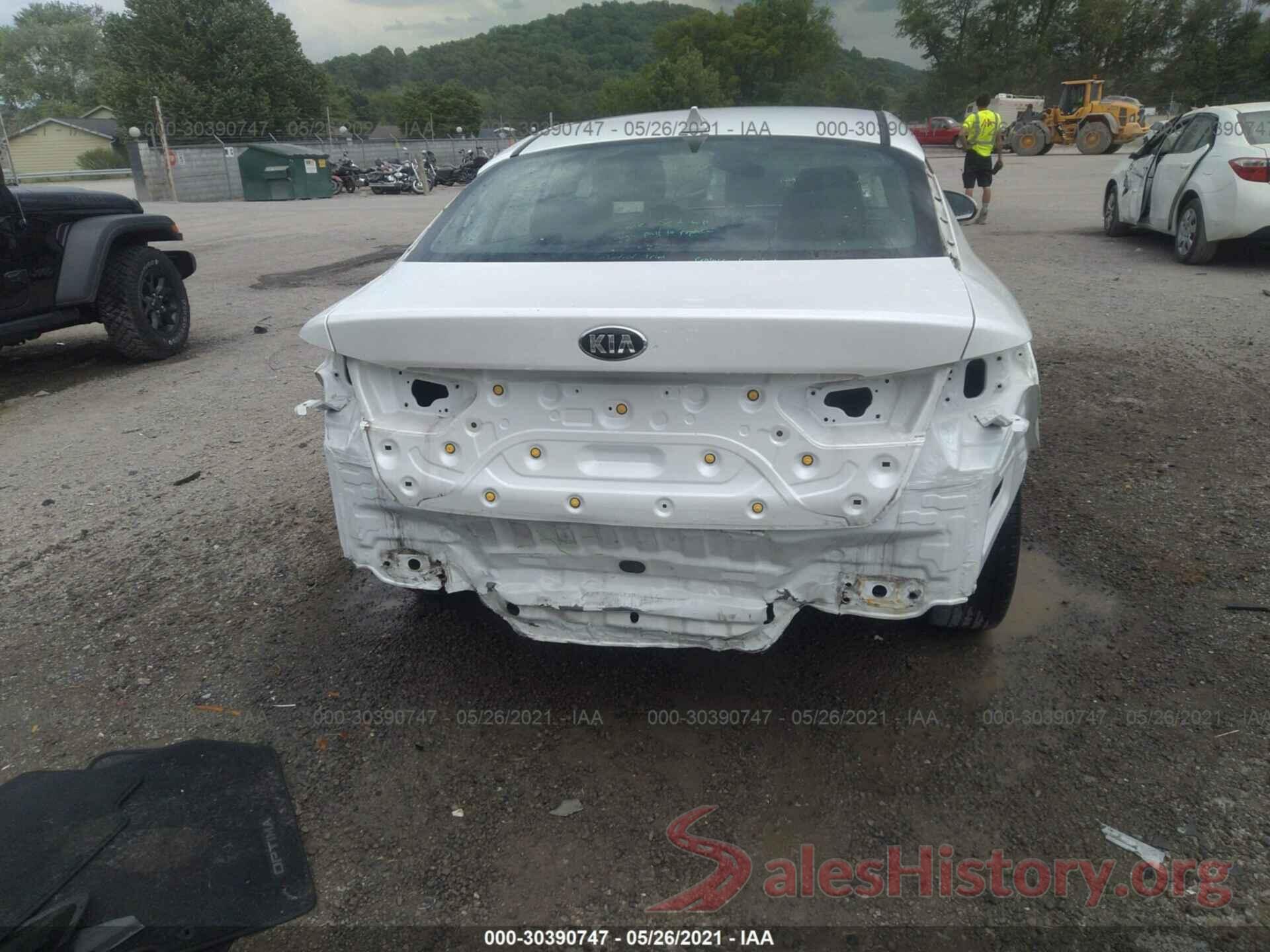 KNAGT4L33G5104379 2016 KIA OPTIMA