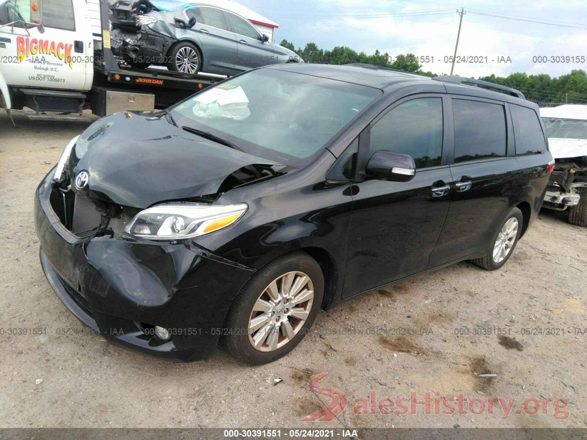 5TDYZ3DC8HS848277 2017 TOYOTA SIENNA