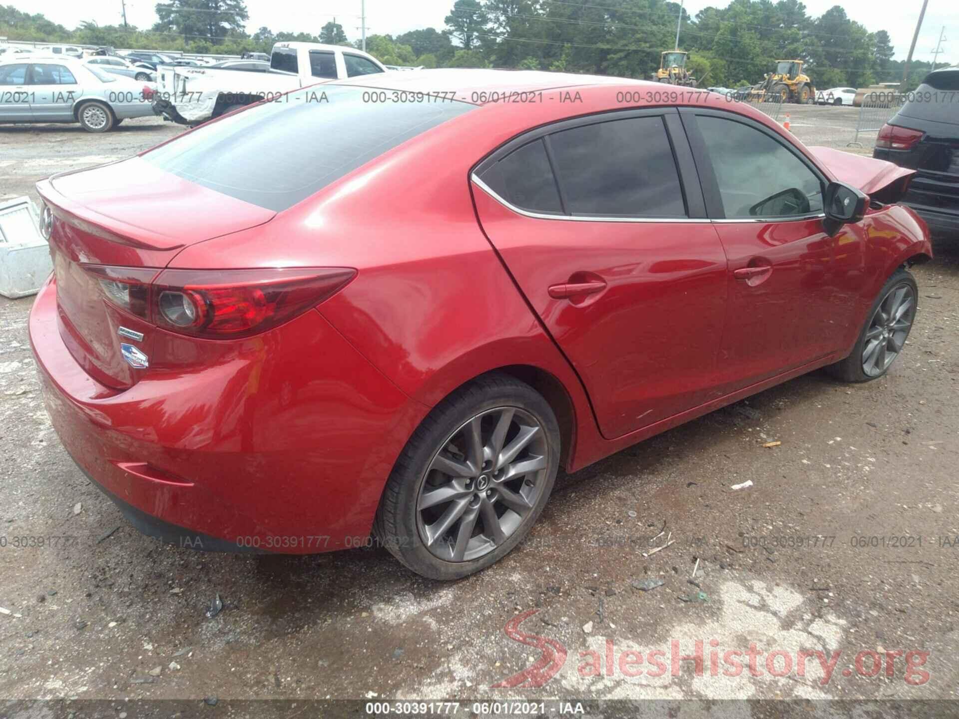 3MZBN1V3XJM204450 2018 MAZDA MAZDA3 4-DOOR